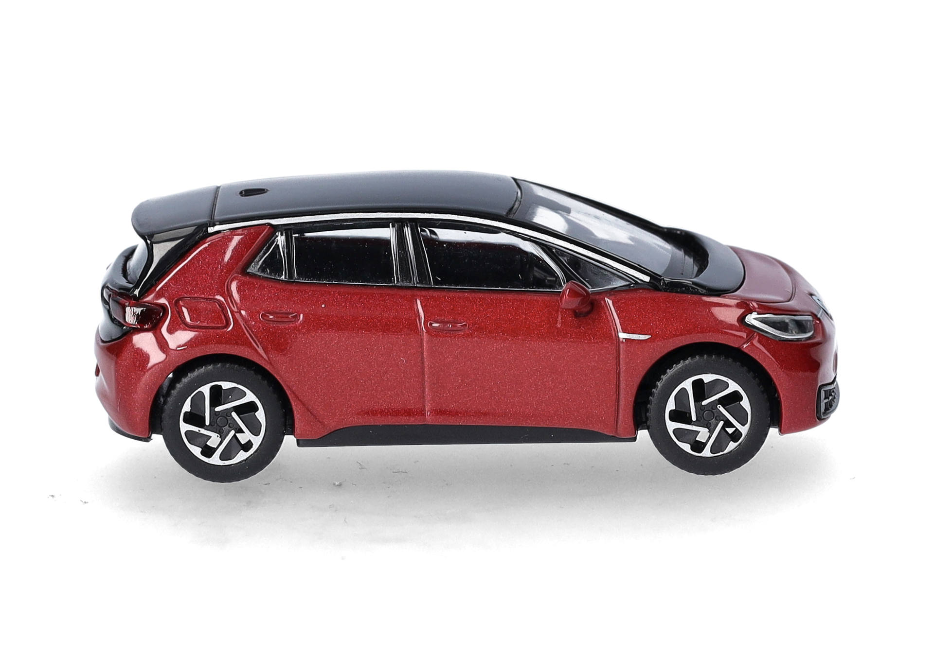 Volkswagen (VW) ID.3, kings red metallic (roof black)