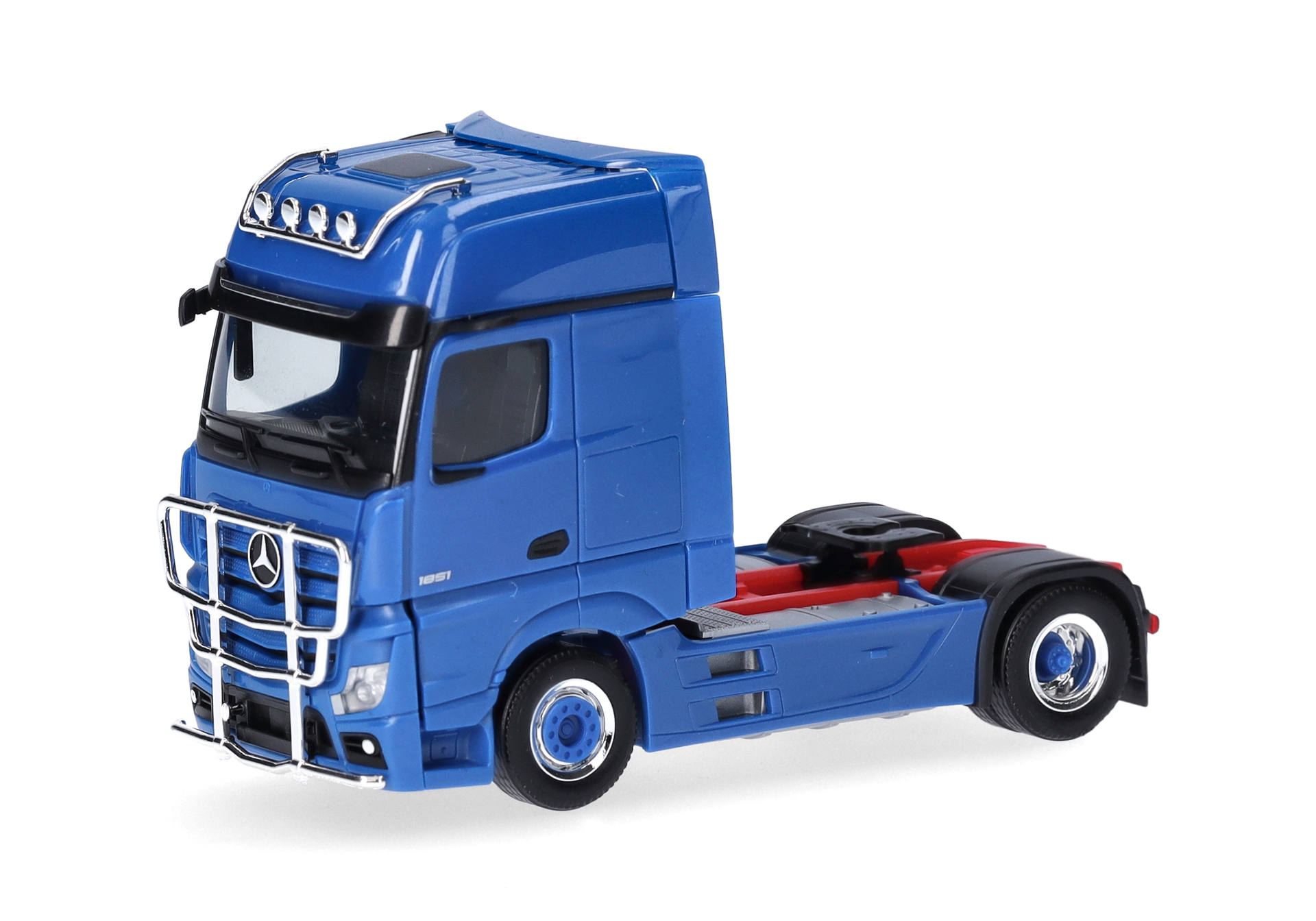 Mercedes-Benz Actros Gigaspace rigid tractor 2-axles with light bar and ram protection, gentian blue