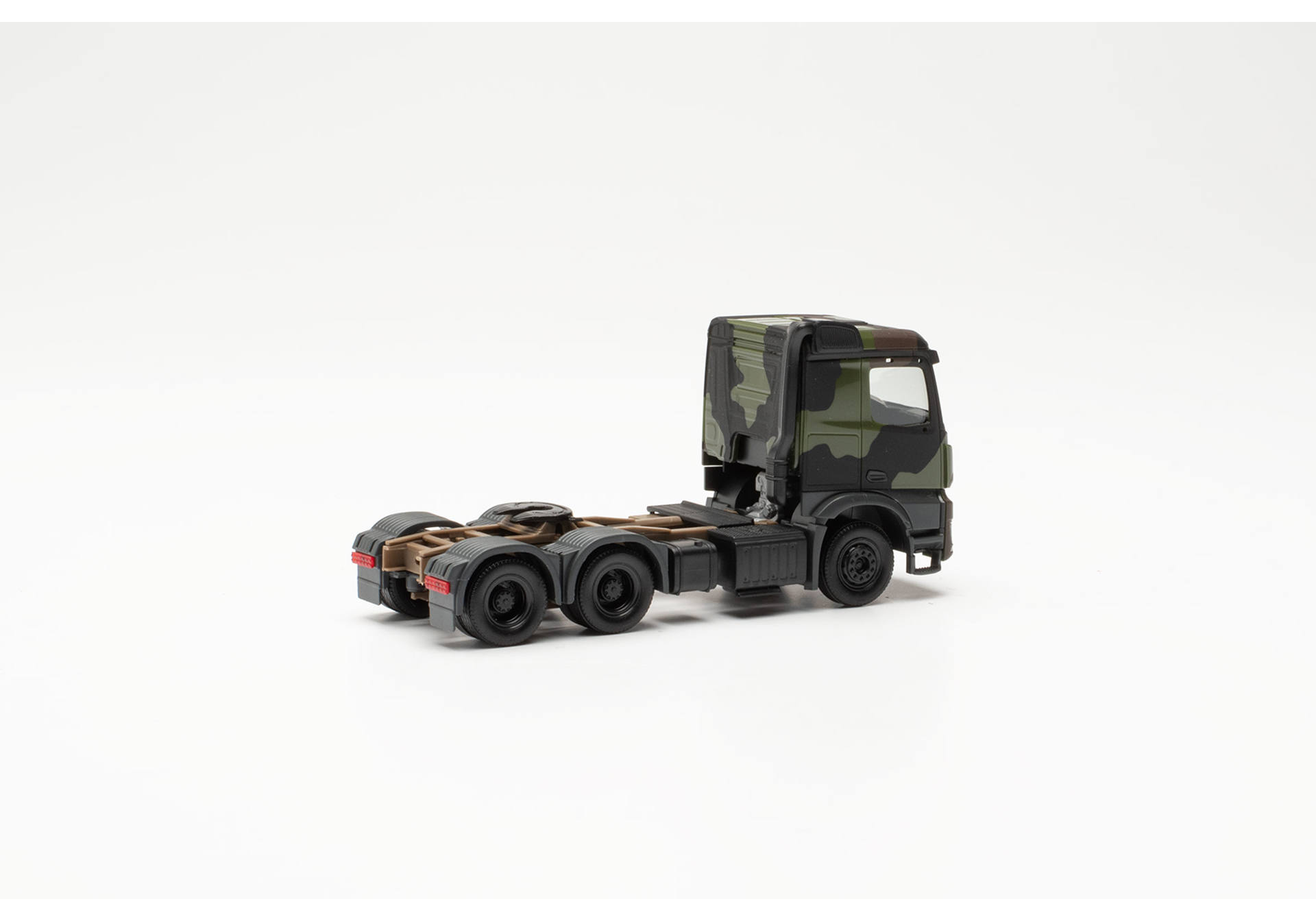 Mercedes-Benz Arocs 6x4 rigid tractor "German Armed Forces", camouflage