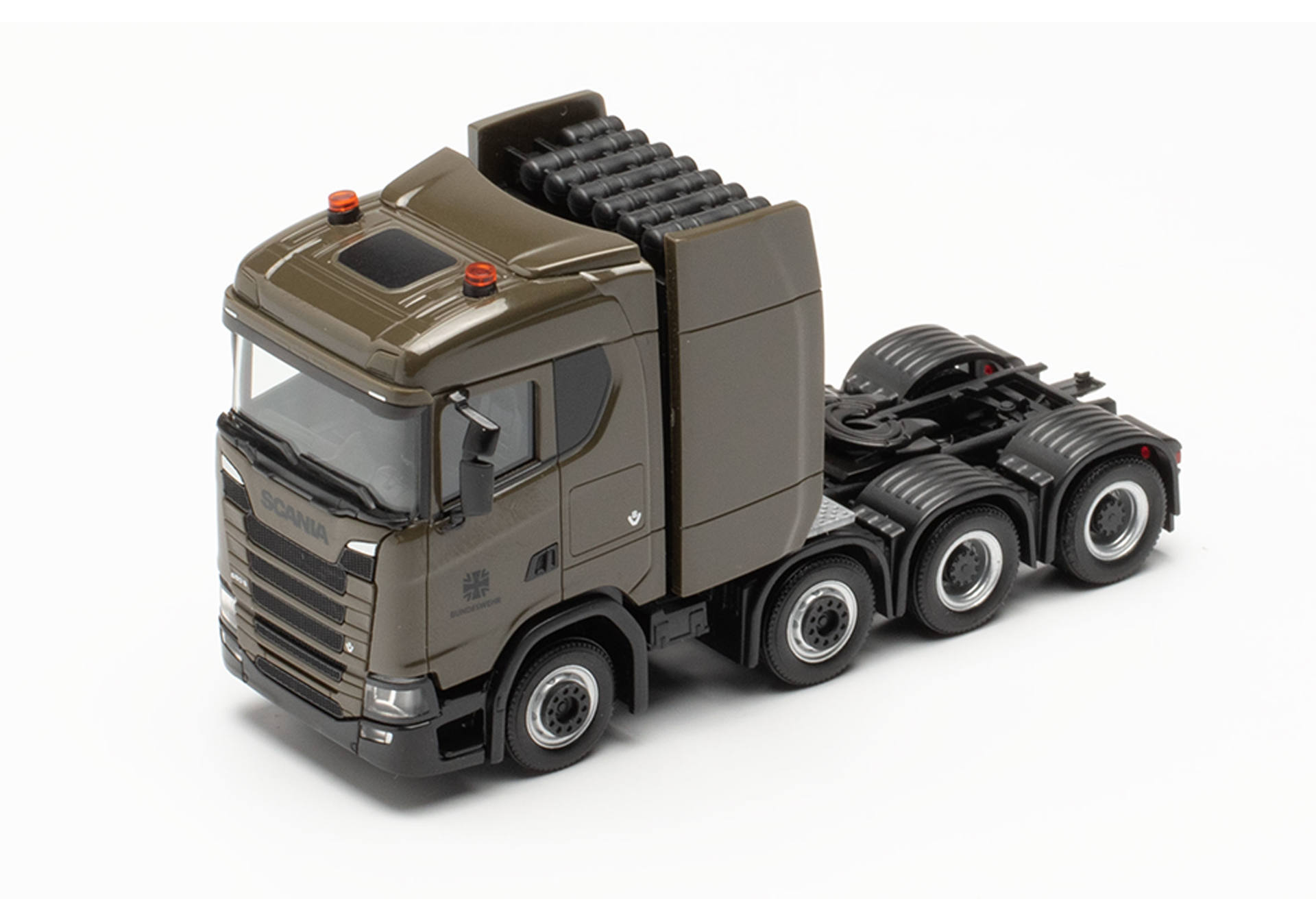 Scania CS 20 low roof heavy duty tractor Bundeswehr