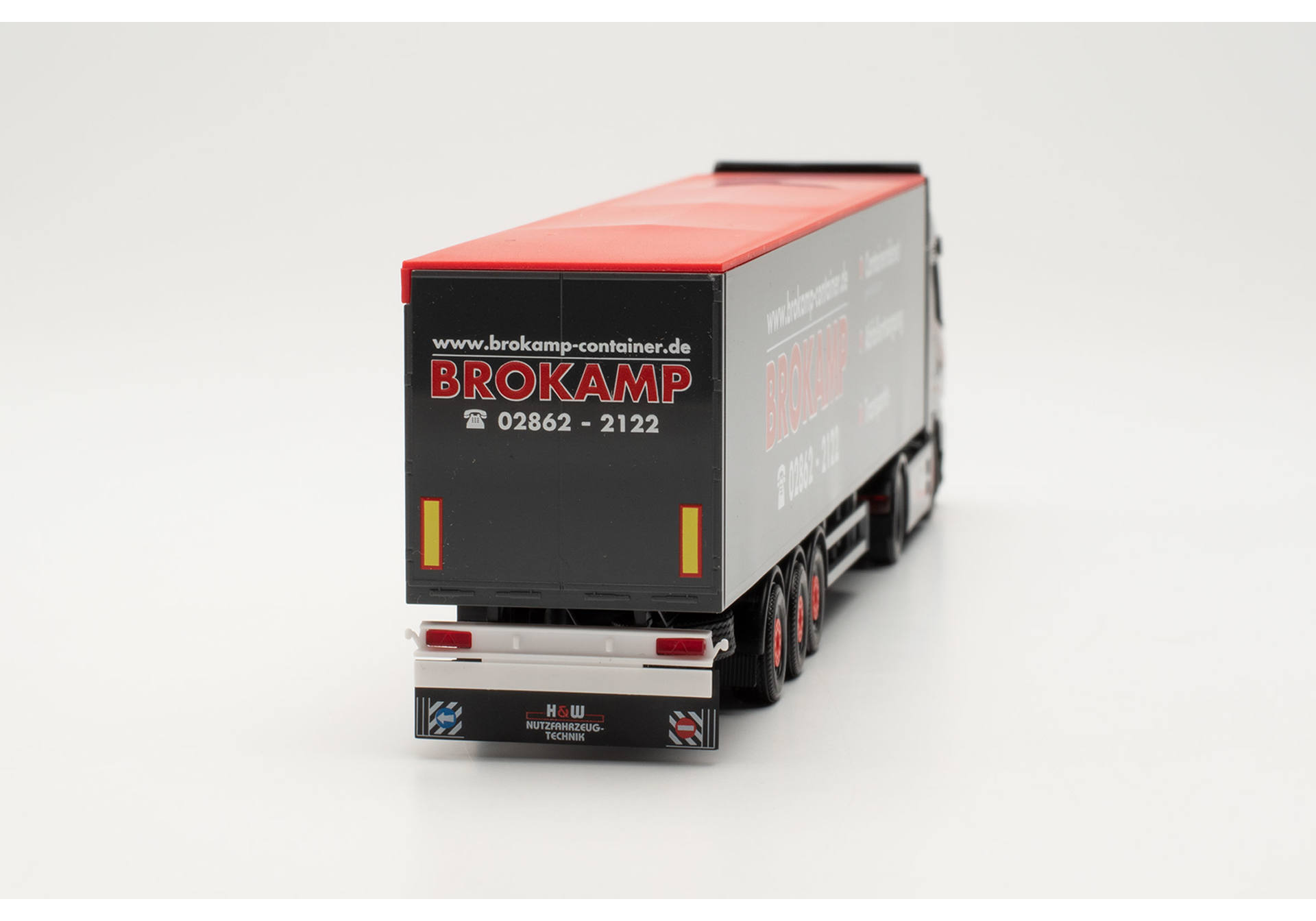 Iveco S-Way walking floor semitrailer truck "Brokamp"