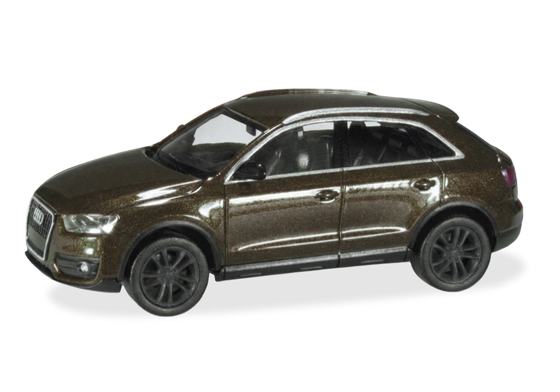 Audi Q3, district green