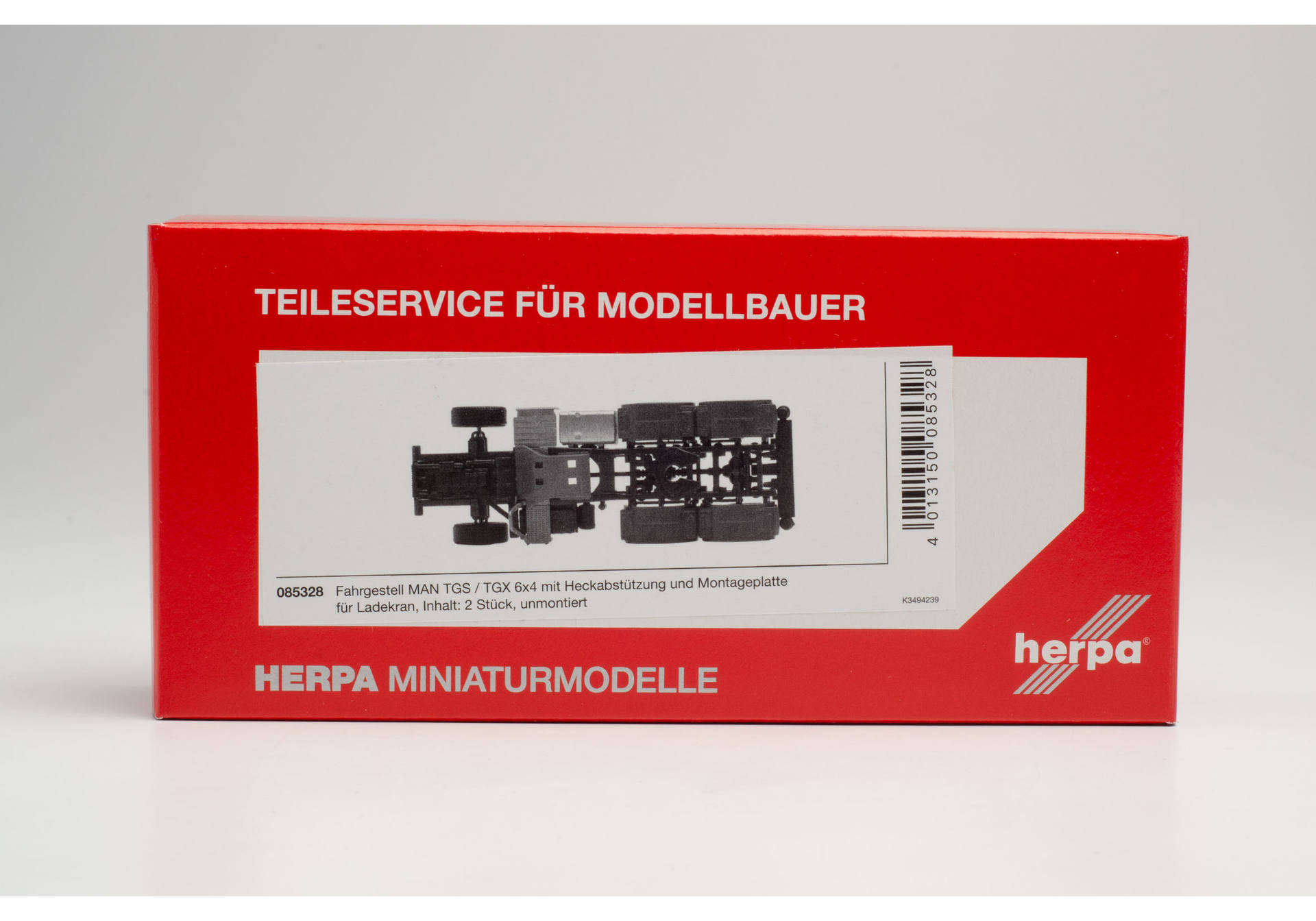 Parts Service: Chassis MAN 6x4 with rear support and console for loading crane