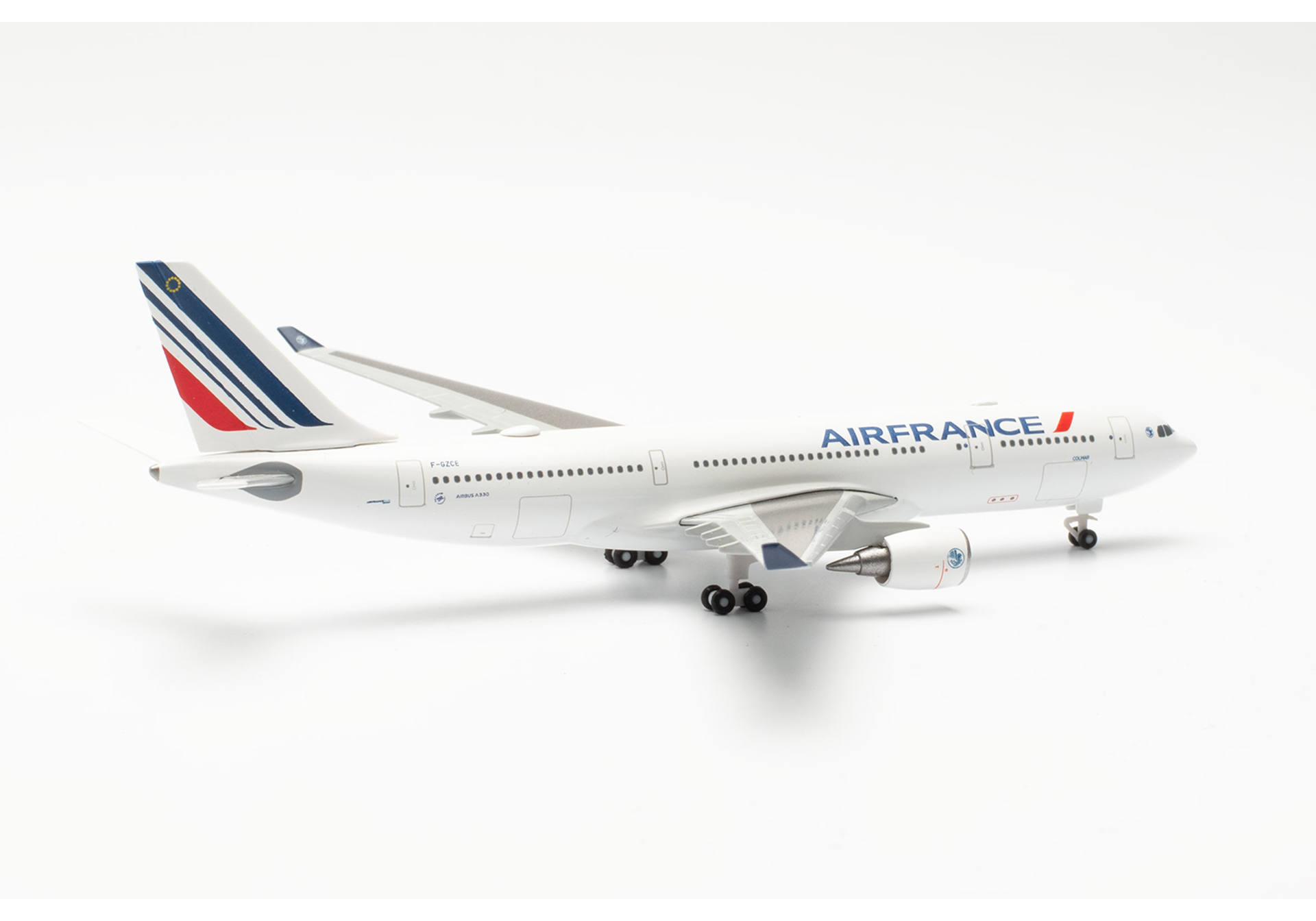 Air France Airbus A330-200 (new colors) - F-GCZE "Colmar"