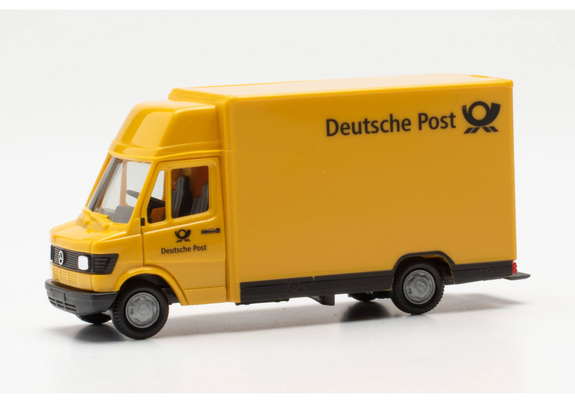 Mercedes-Benz 207D Kögel "Deutsche Post"