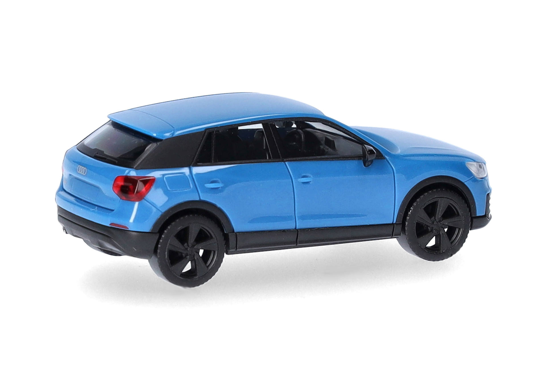Audi Q2, turboblau