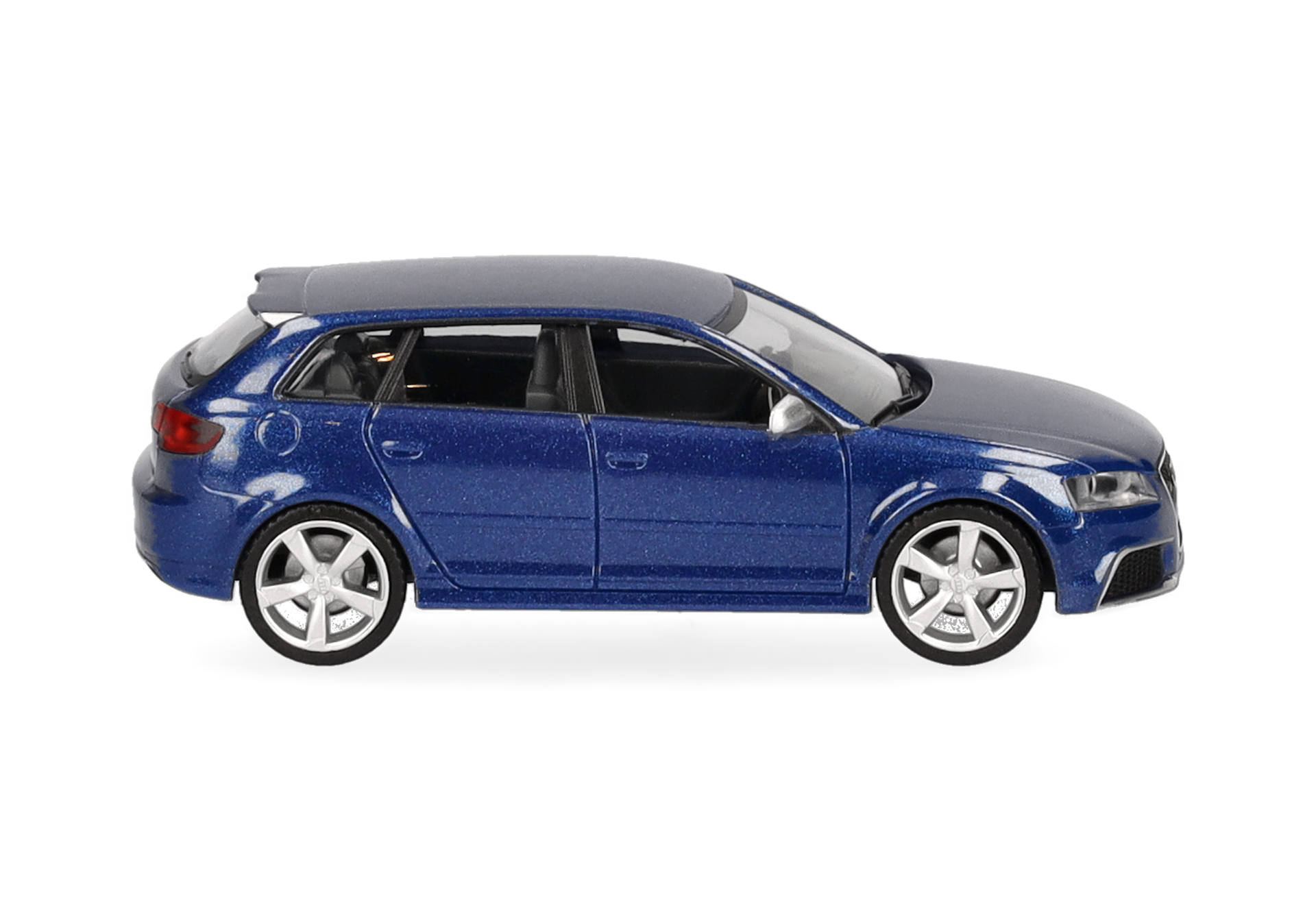 Audi RS3 Sportback, Sepangblau Perleffekt