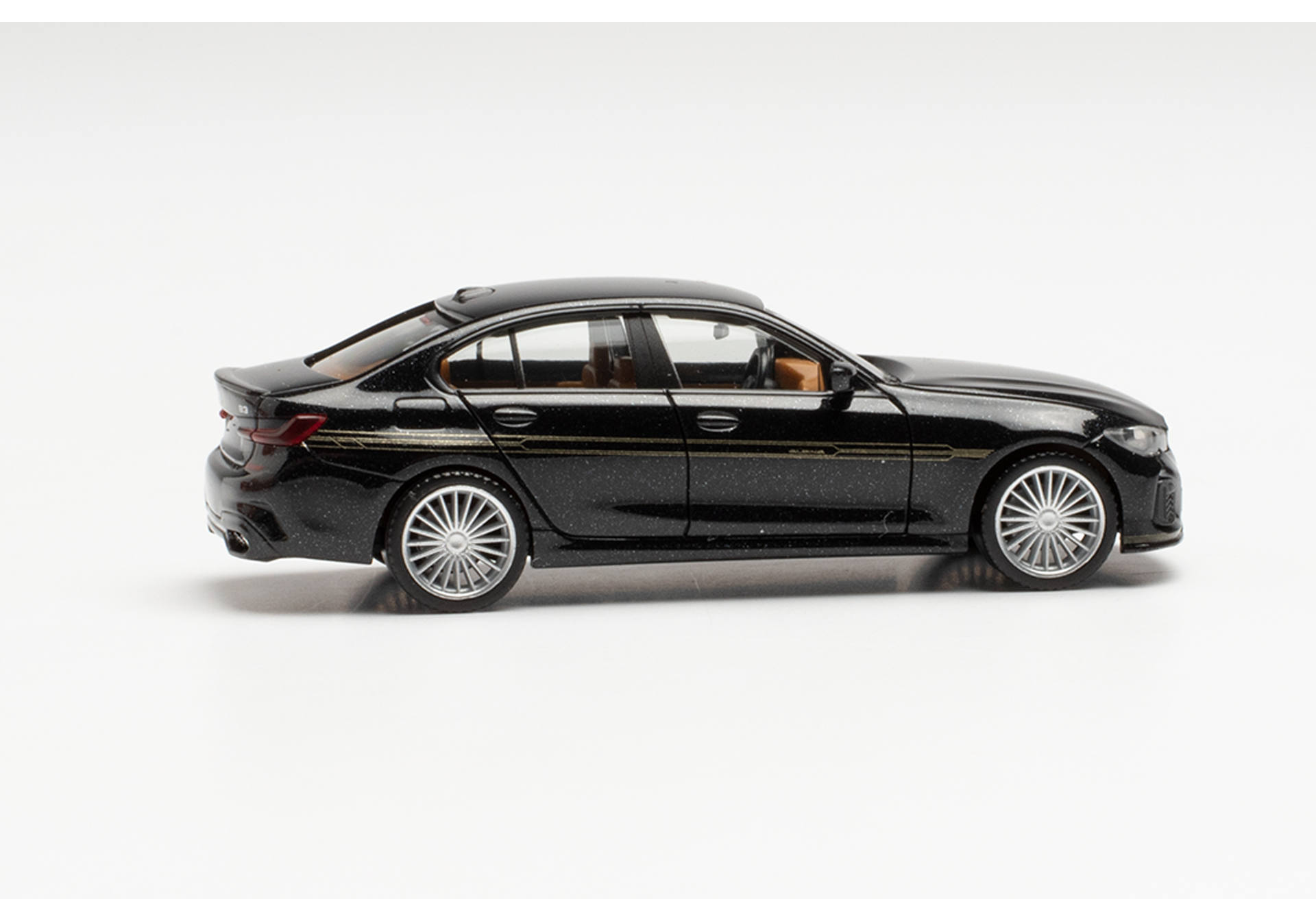 BMW Alpina B3 Limousine, Black Saphire Metallic 096508
