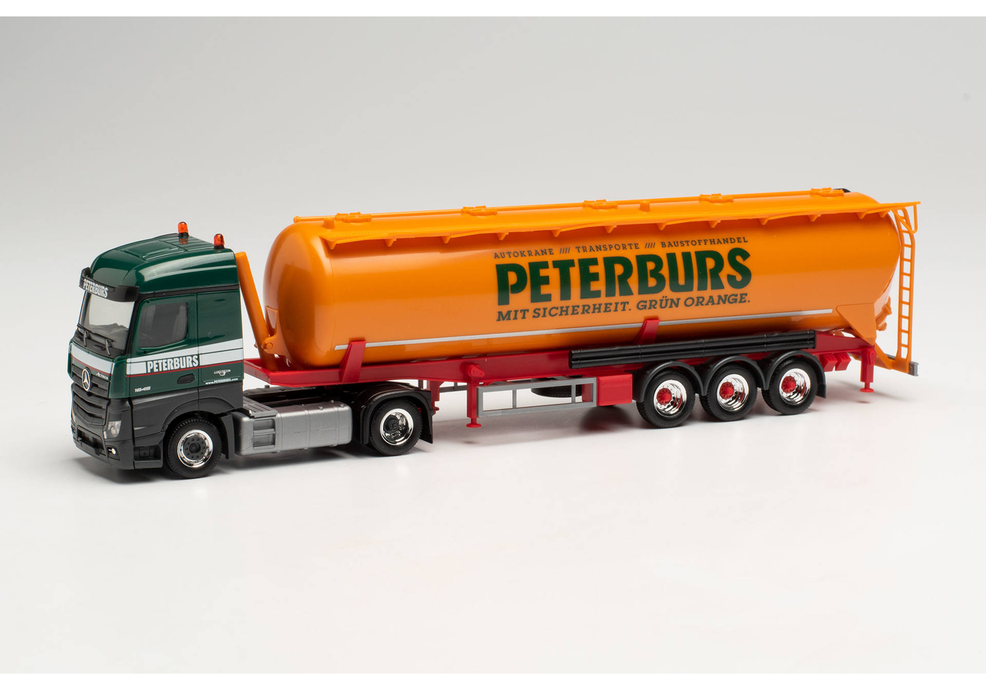 Mercedes-Benz Actros StreamSpace silo semitrailer "Peterburs"