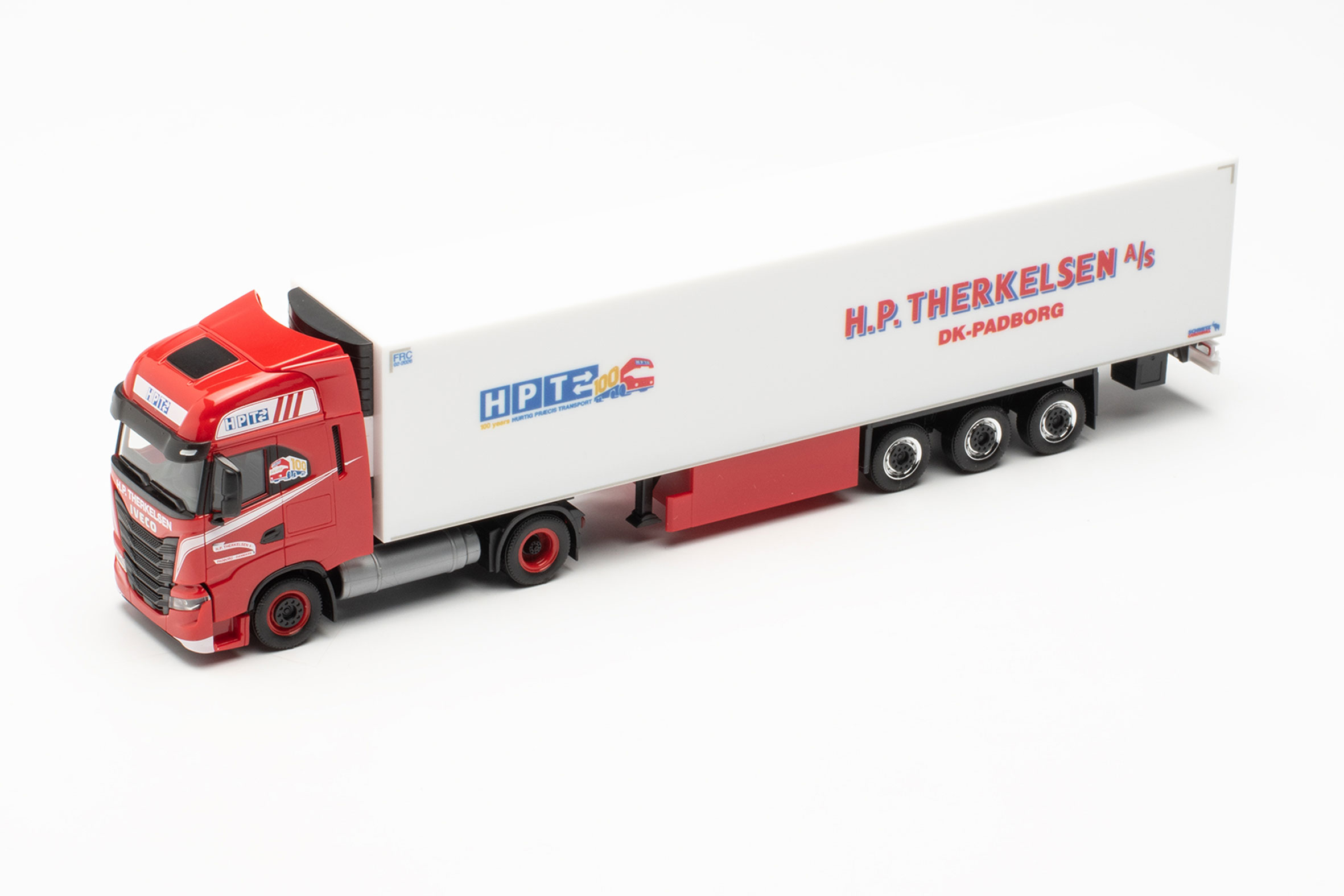 Iveco S-Way LNG refrigerated box semitrailer truck „H.P. Therkelsen“ (Denmark/Padborg)