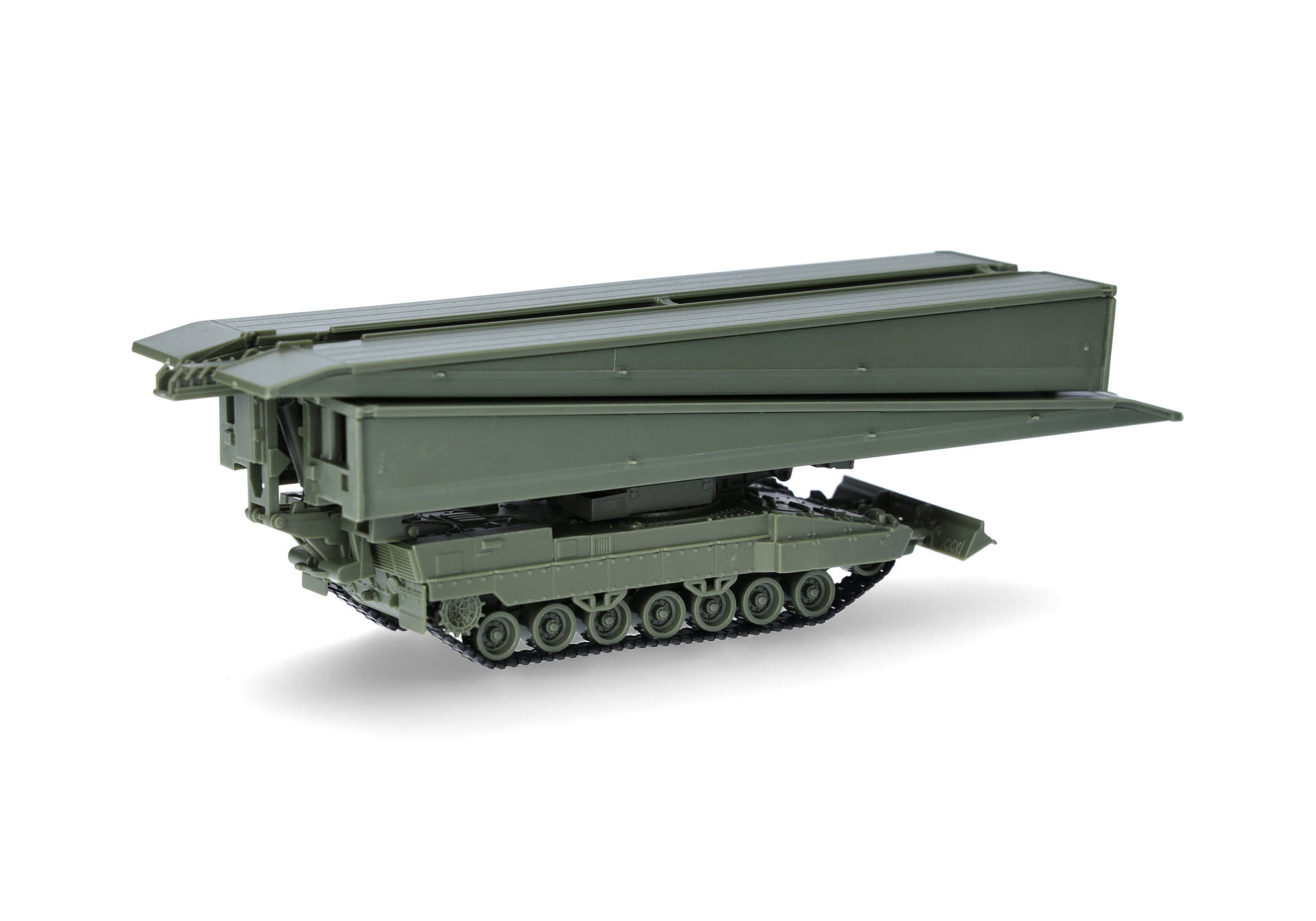 military vehicle, cargo trailer, green, tank chassis, articulated wagon