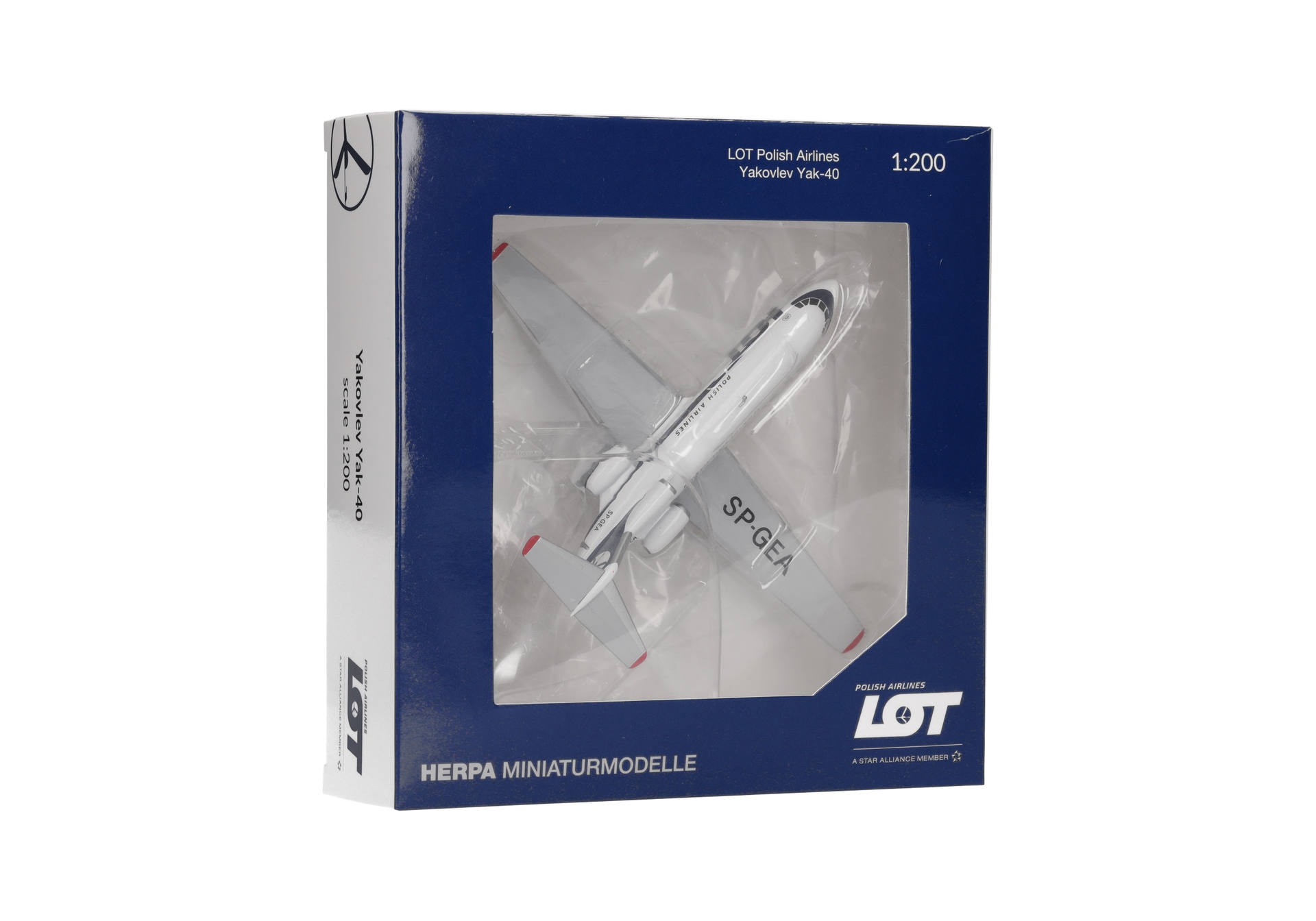 LOT Polish Airlines Yakovlev Yak-40 - SP-GEA