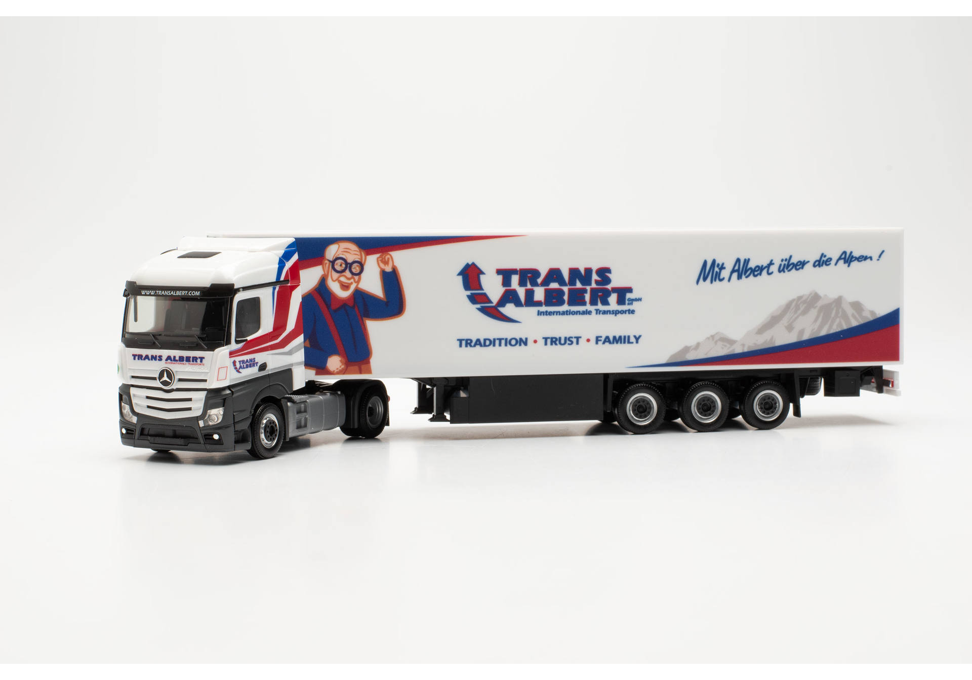 Mercedes-Benz Actros StreamSpace refrigerated box semitrailer truck "Transalbert"