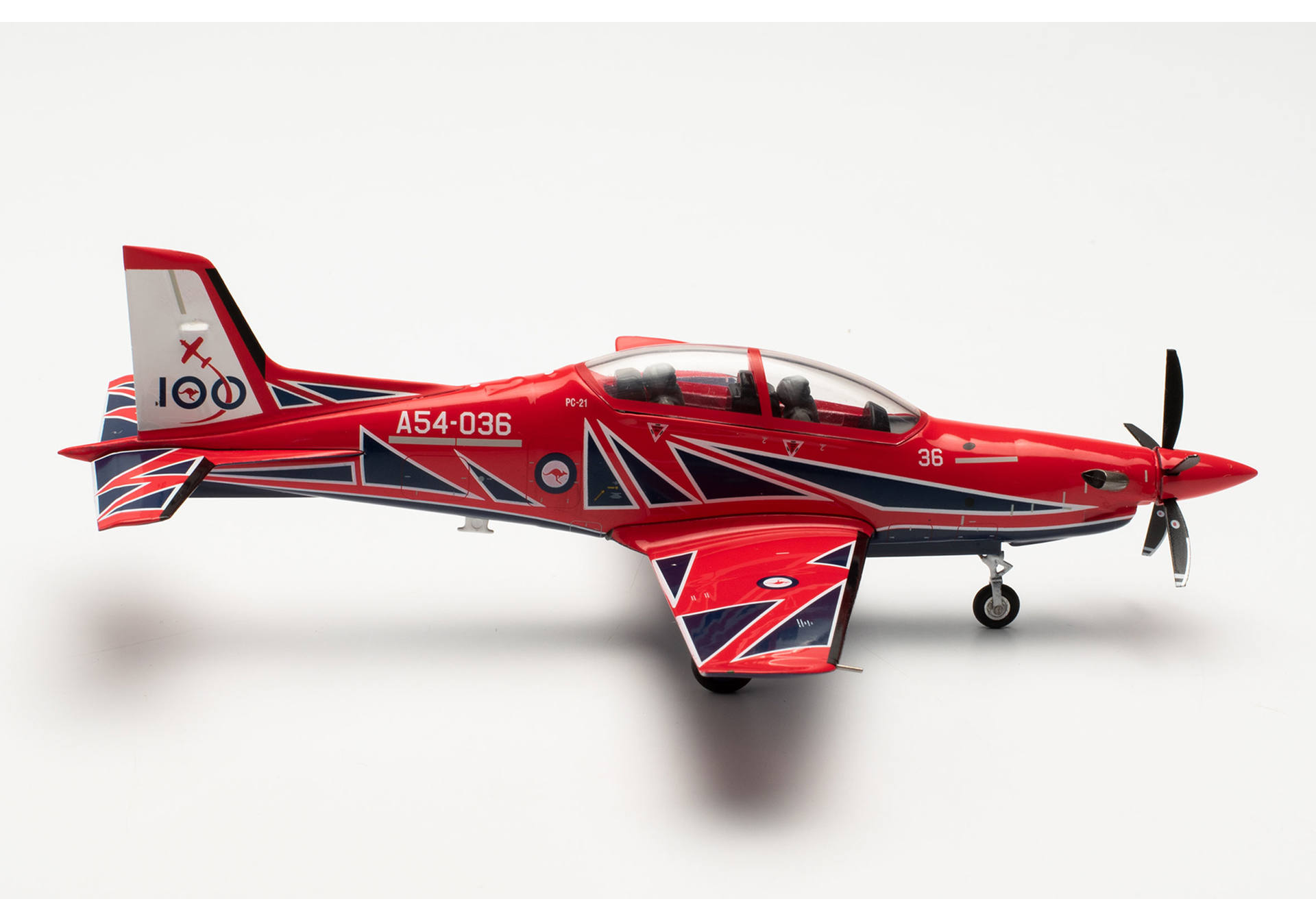 Herpa Royal Australian Air Force Pilatus PC21 Roulettes Aerobatic
