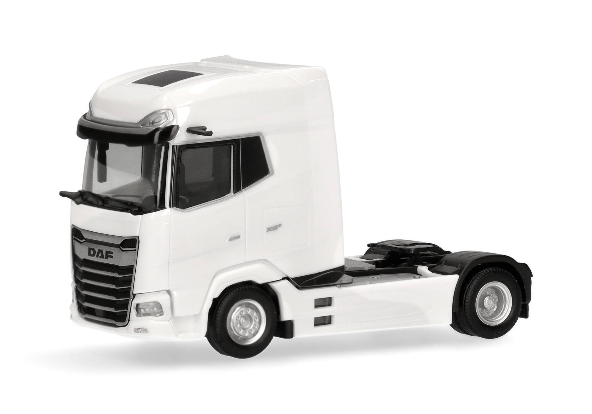 DAF XG facelift rigid tractor 2axles, white
