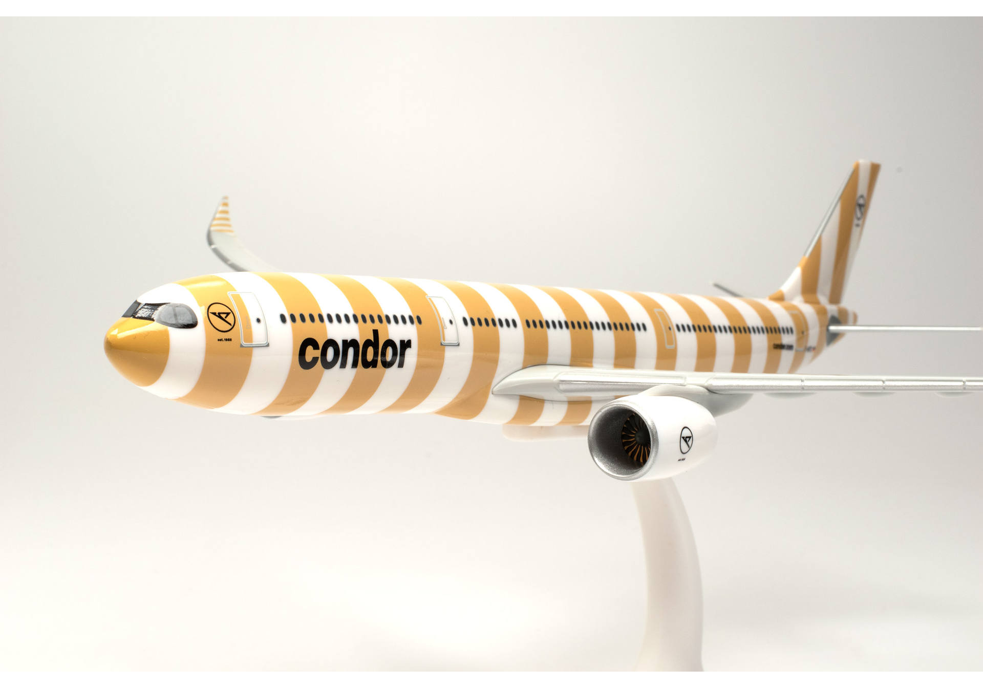 Condor Airbus A330-900neo “Beach” - new 2022 colors – D-ANRC