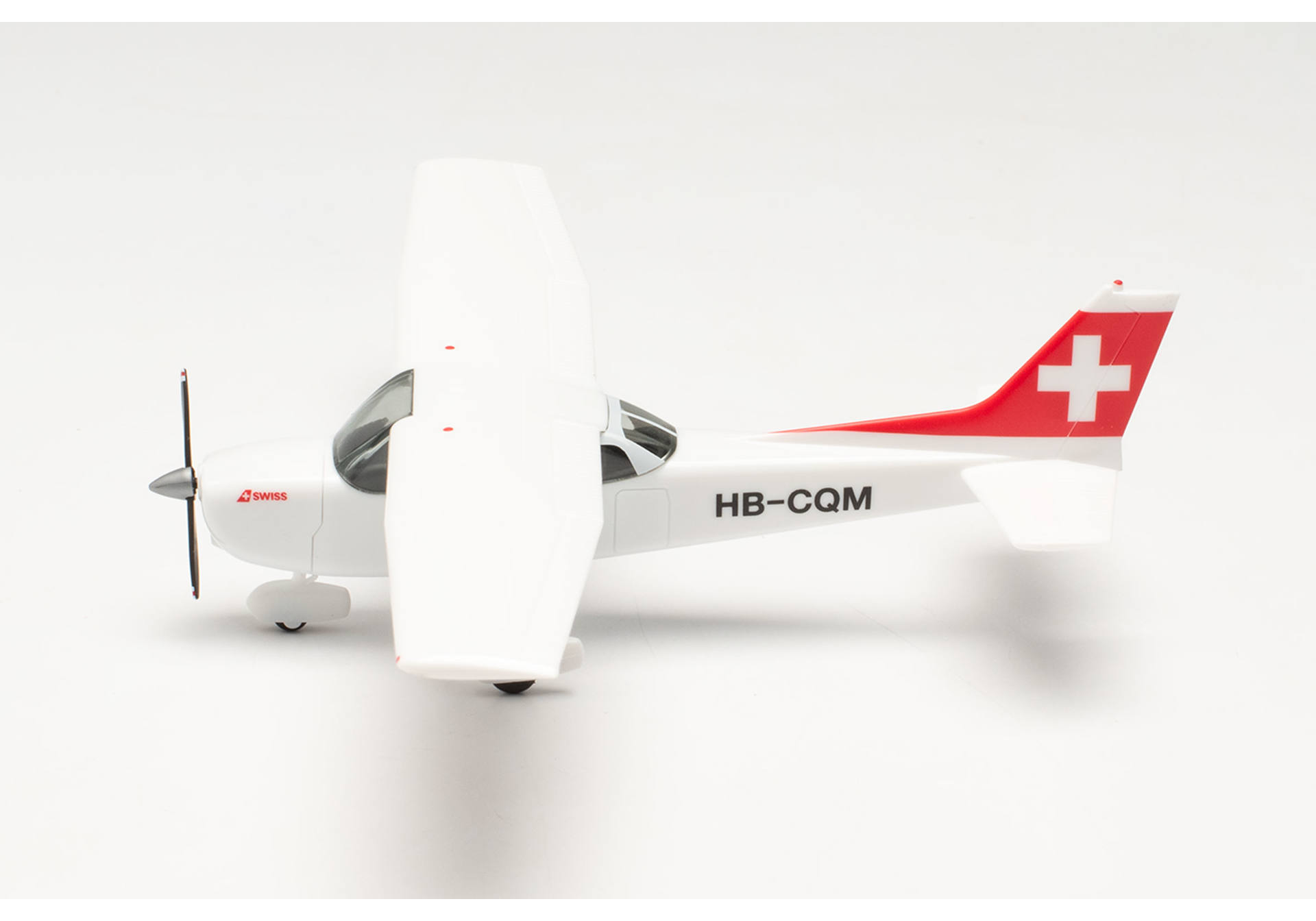 Cessna 172 Swiss Flying Club – HB-CQM