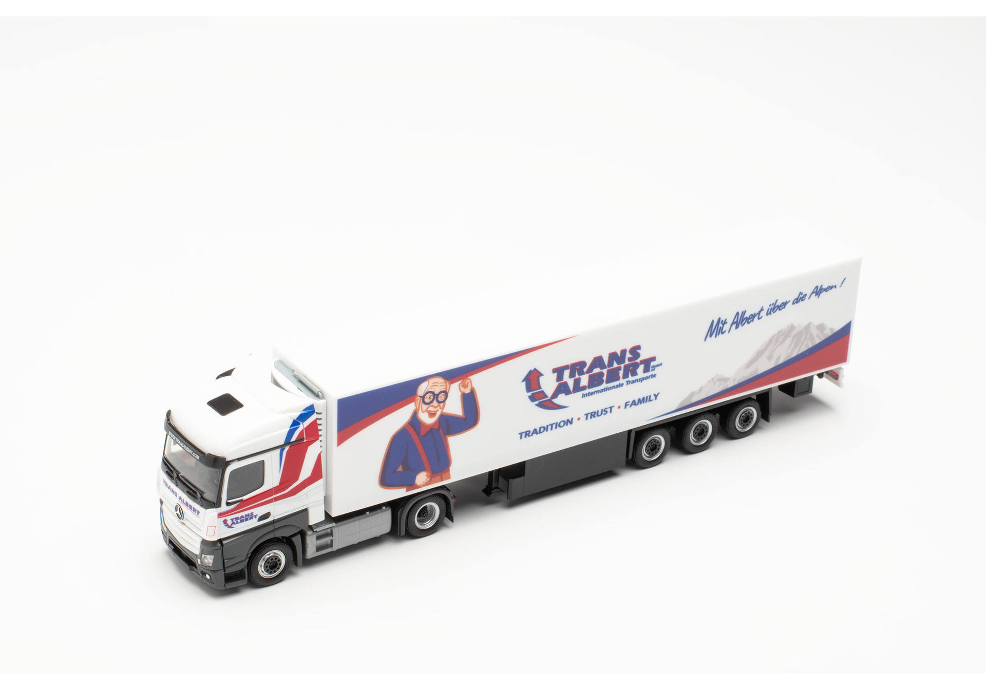 Mercedes-Benz Actros StreamSpace refrigerated box semitrailer truck "Transalbert"