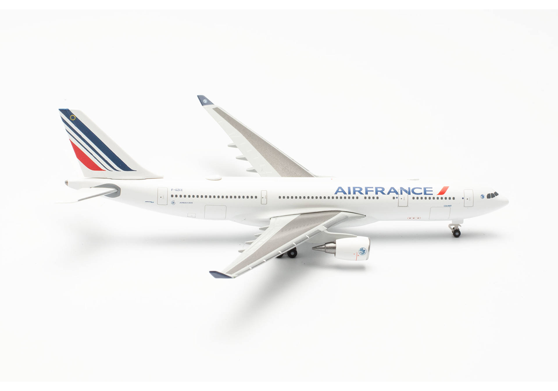 Air France Airbus A330-200 (new colors) - F-GCZE "Colmar"