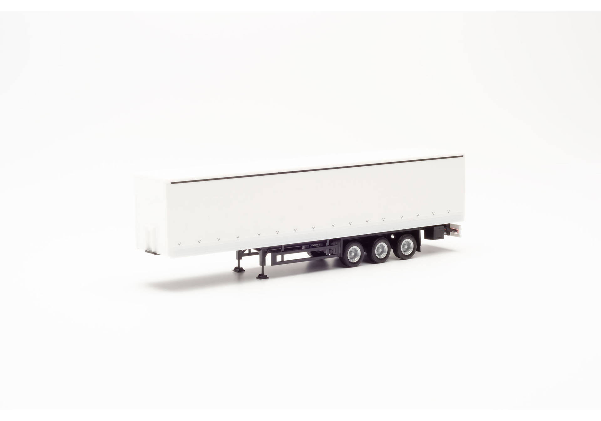 Curtain canvas semitrailer with side walls