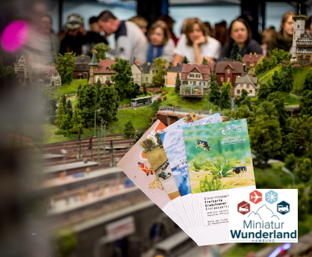 Modell Dorf, Miniaturlandschaft, Eisenbahnlandschaft, Landschafts-Diorama, Broschüren-Karten