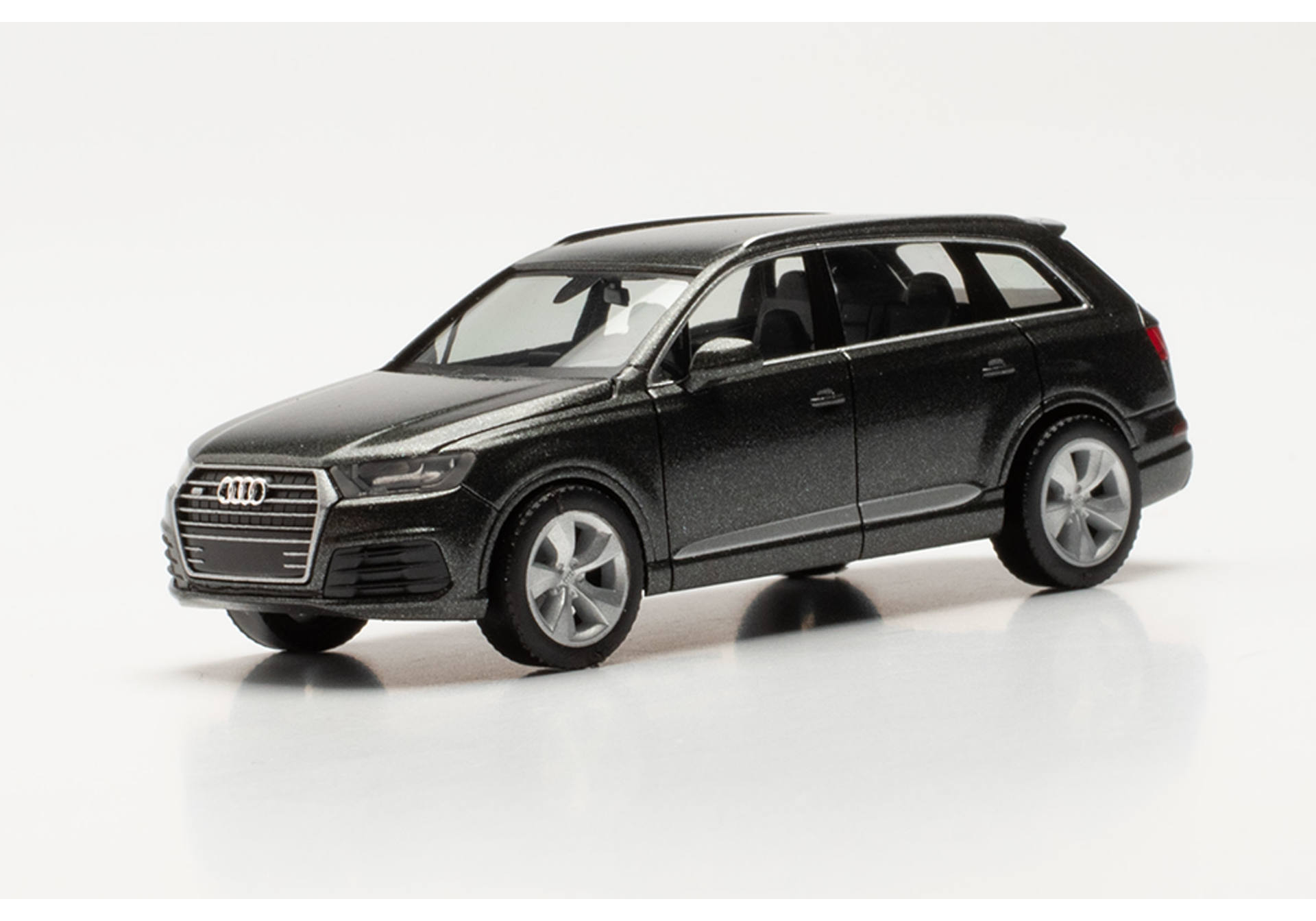 Audi Q7, daytonagrey metallic
