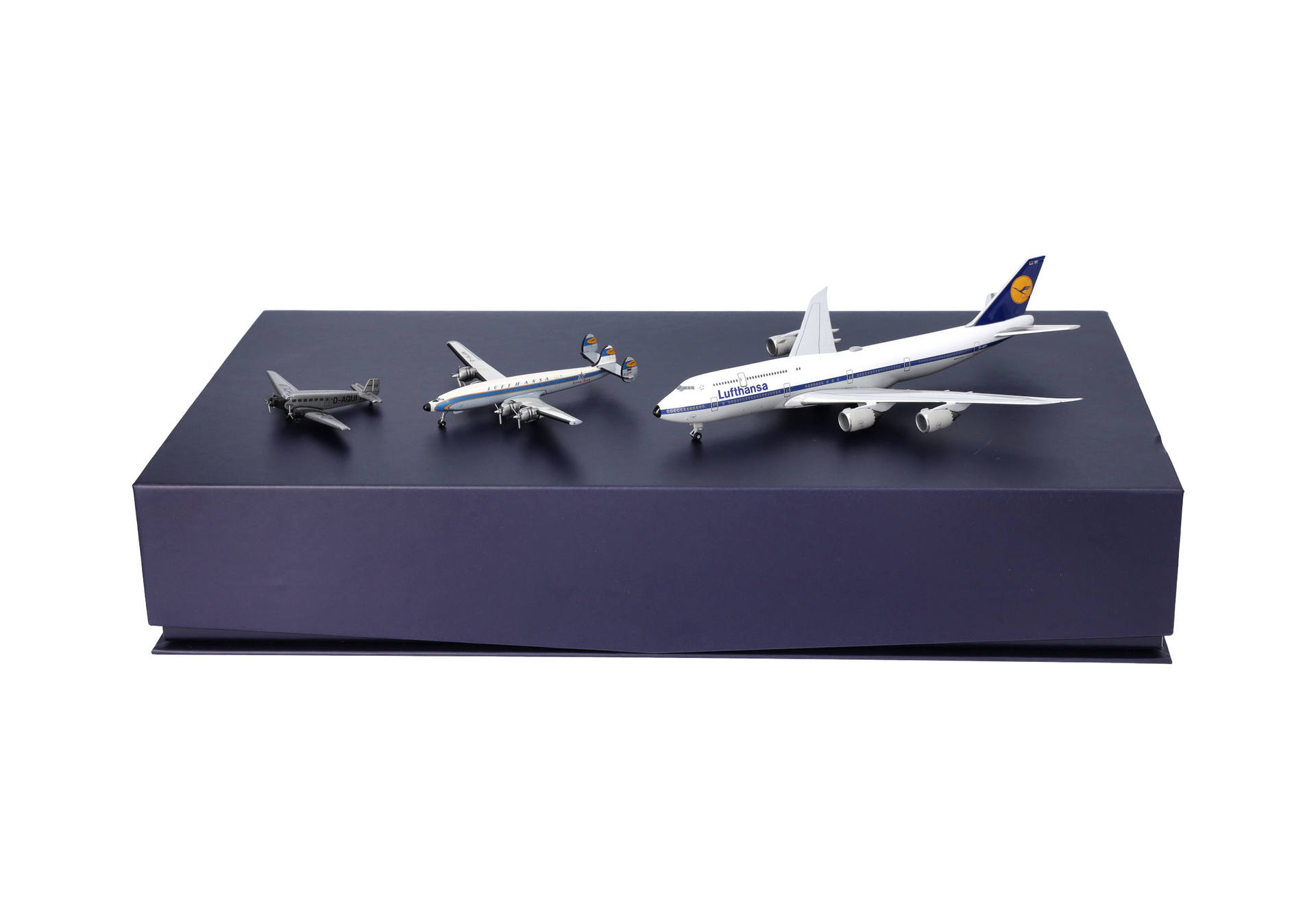 Lufthansa Retro 3-Piece Set "100 years" (Junkers JU 52, Super Star L1649A, Boeing 747-8)