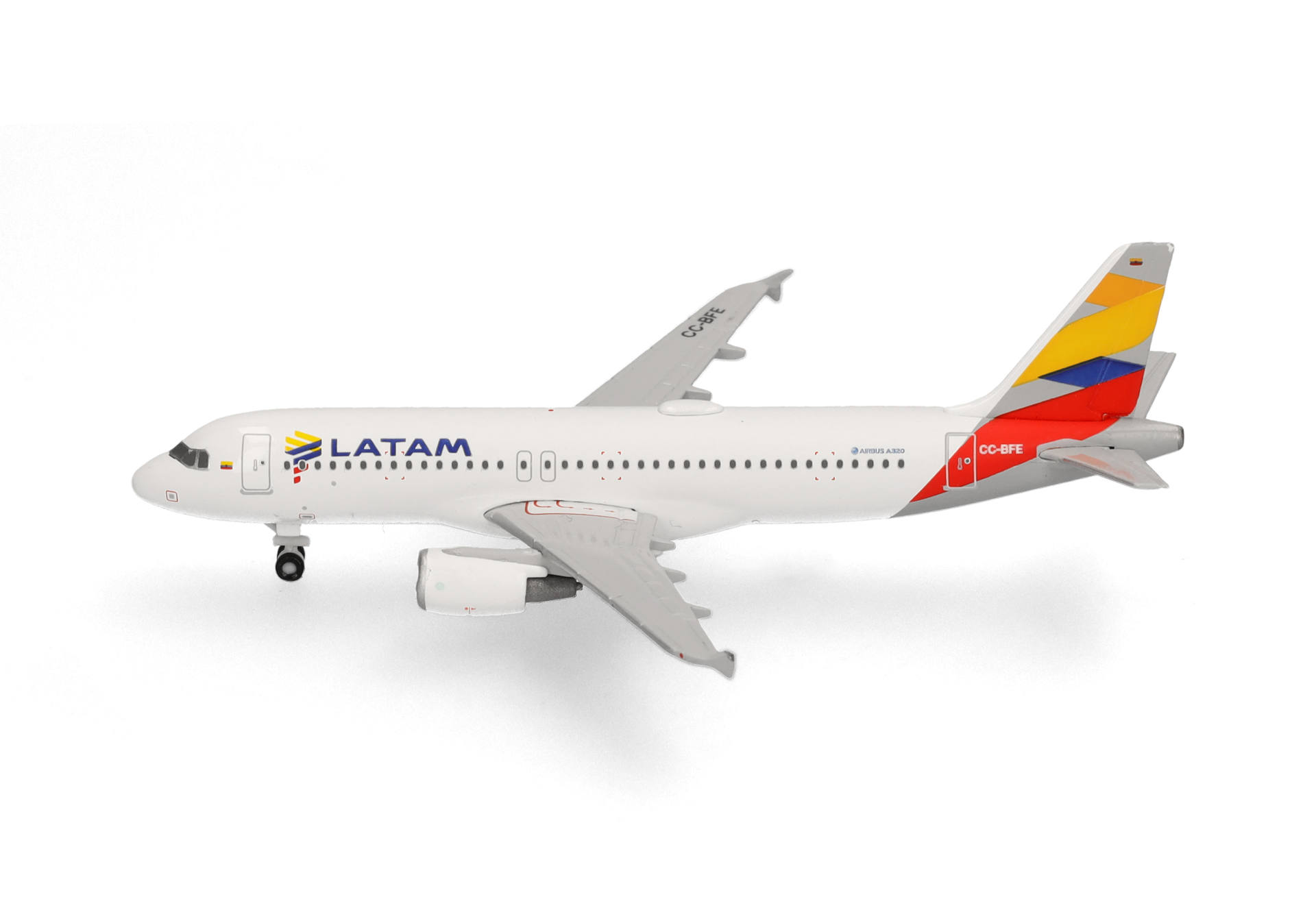 LATAM Airlines Chile Airbus A320 - Colombia Flag livery - CC-BFE