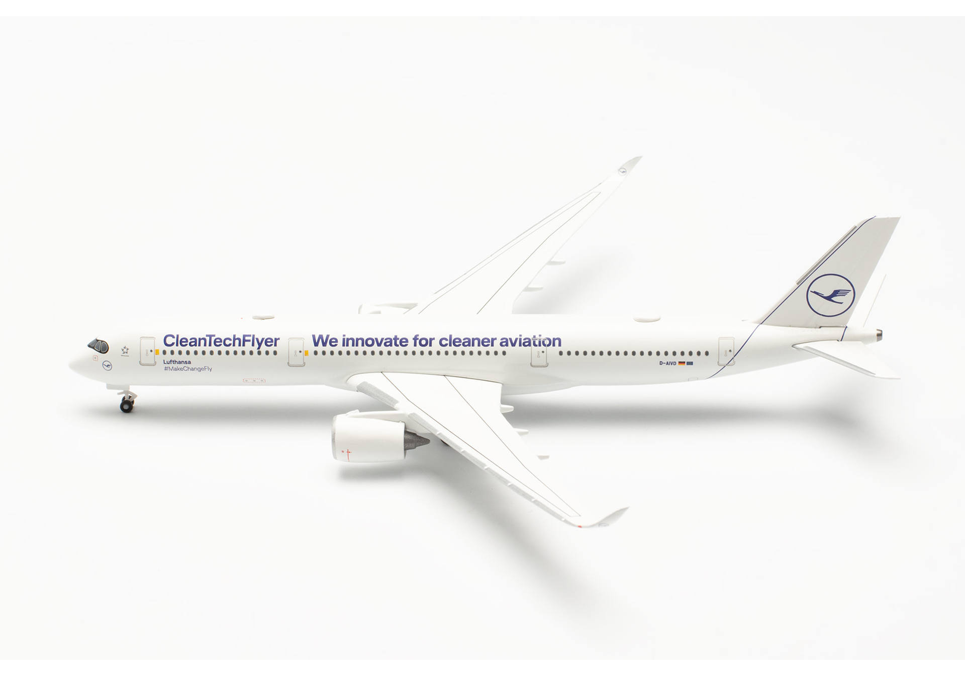 Lufthansa Airbus A350-900 “CleanTechFlyer” – D-AIVD