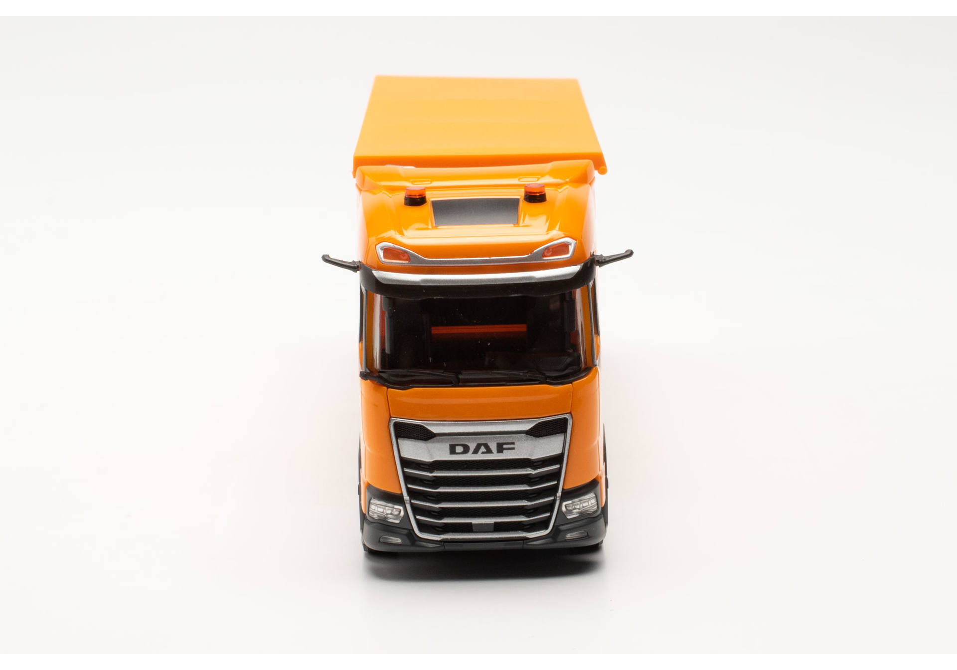 DAF XG rounded steel bodies semitrailer, orange