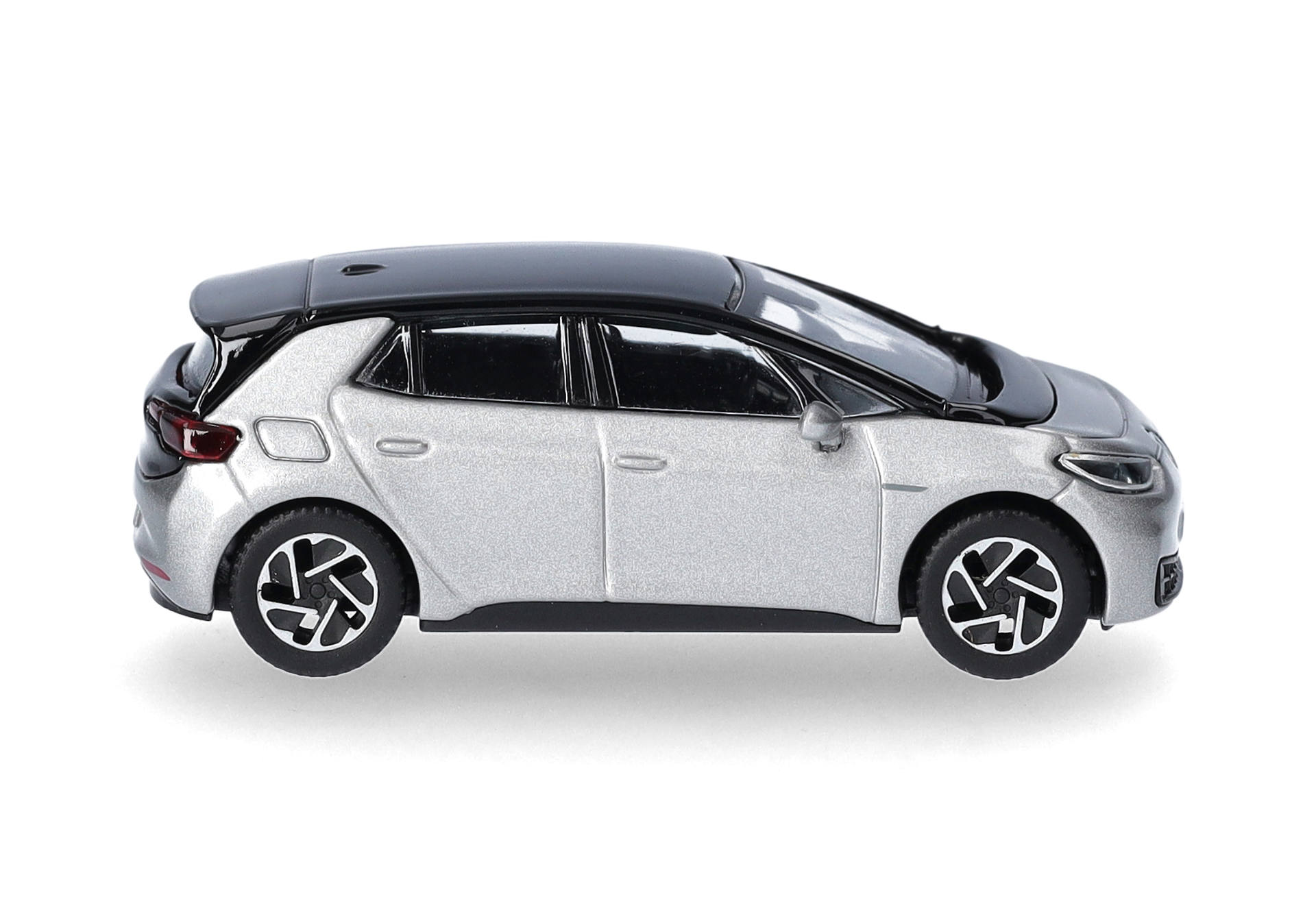 Volkswagen (VW) ID.3, scale-silver metallic