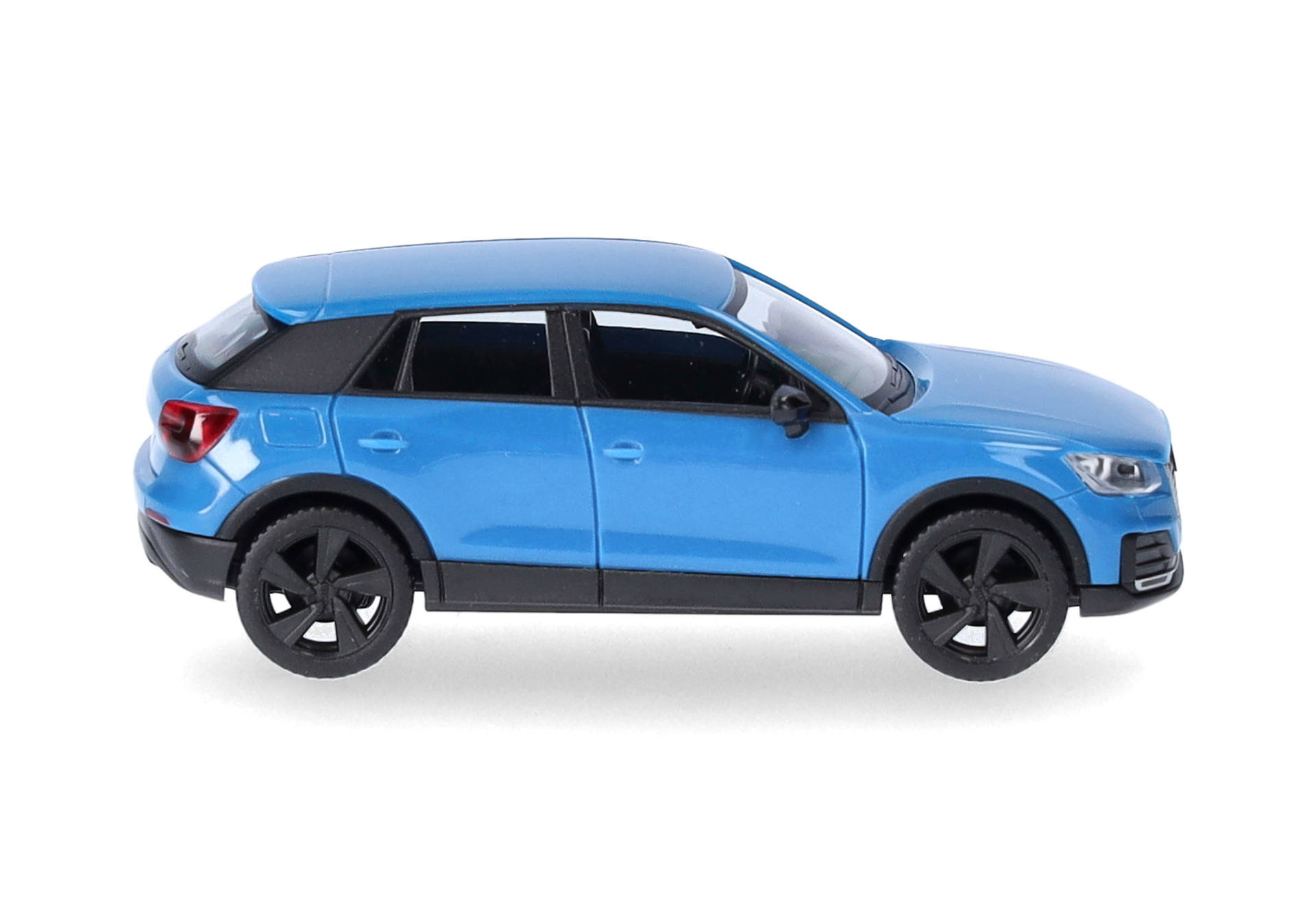 Audi Q2, turboblau