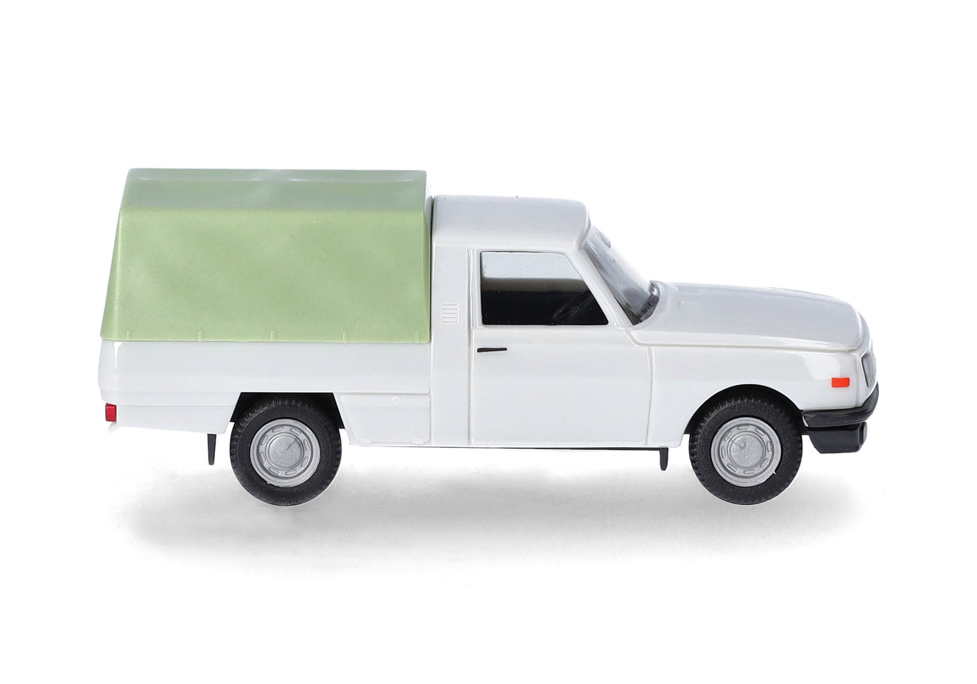 Wartburg 353 Trans '85 mit Plane, lichtgrau