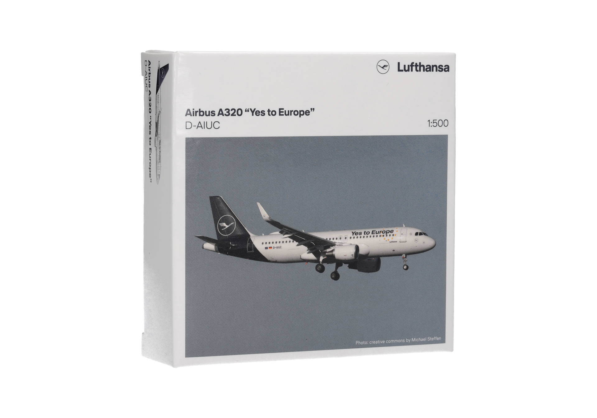 Lufthansa Airbus A320 "Yes to Europe" - D-AIUC