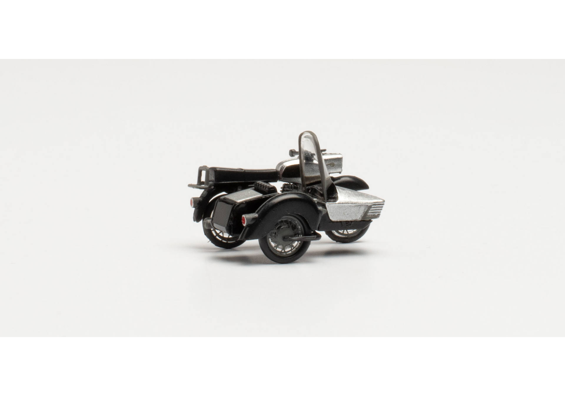 MZ 250 mit Beiwagen, Silver/Black