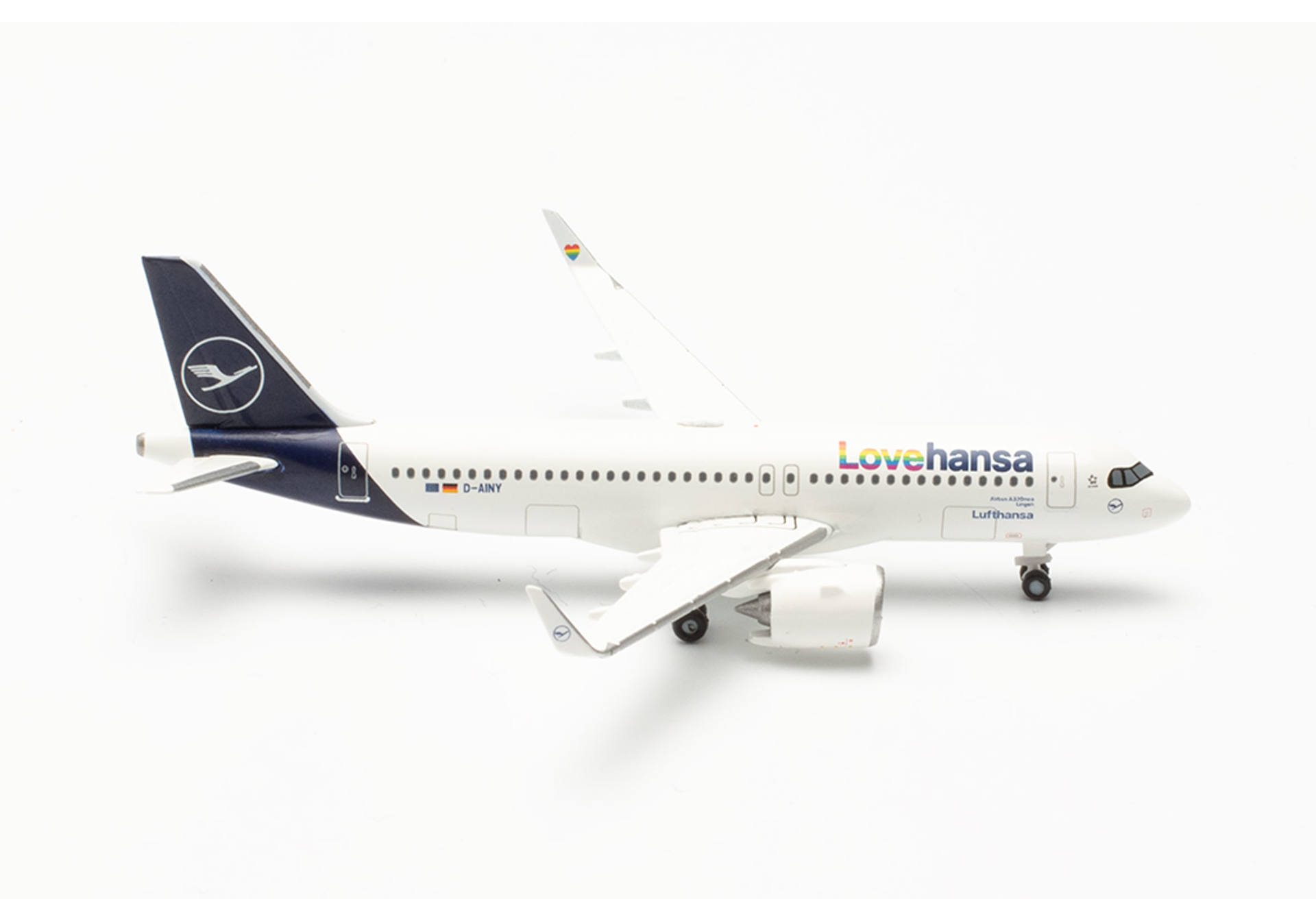Lufthansa Airbus A320neo "Lovehansa" – D-AINY "Lingen"