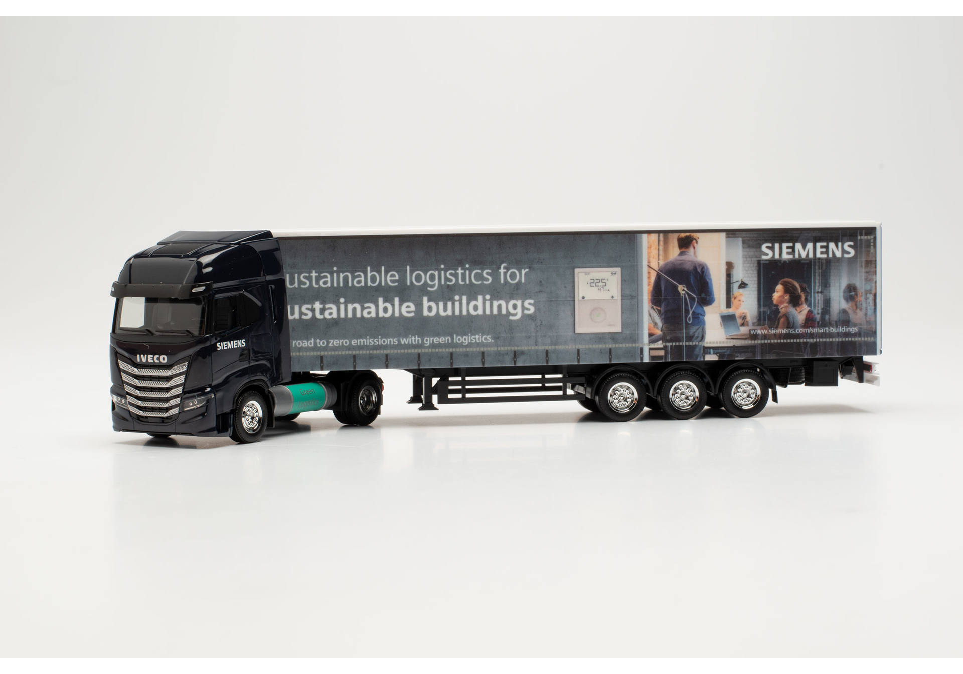Iveco S-Way LNG Gardinenplanen-Sattelzug "Siemens"