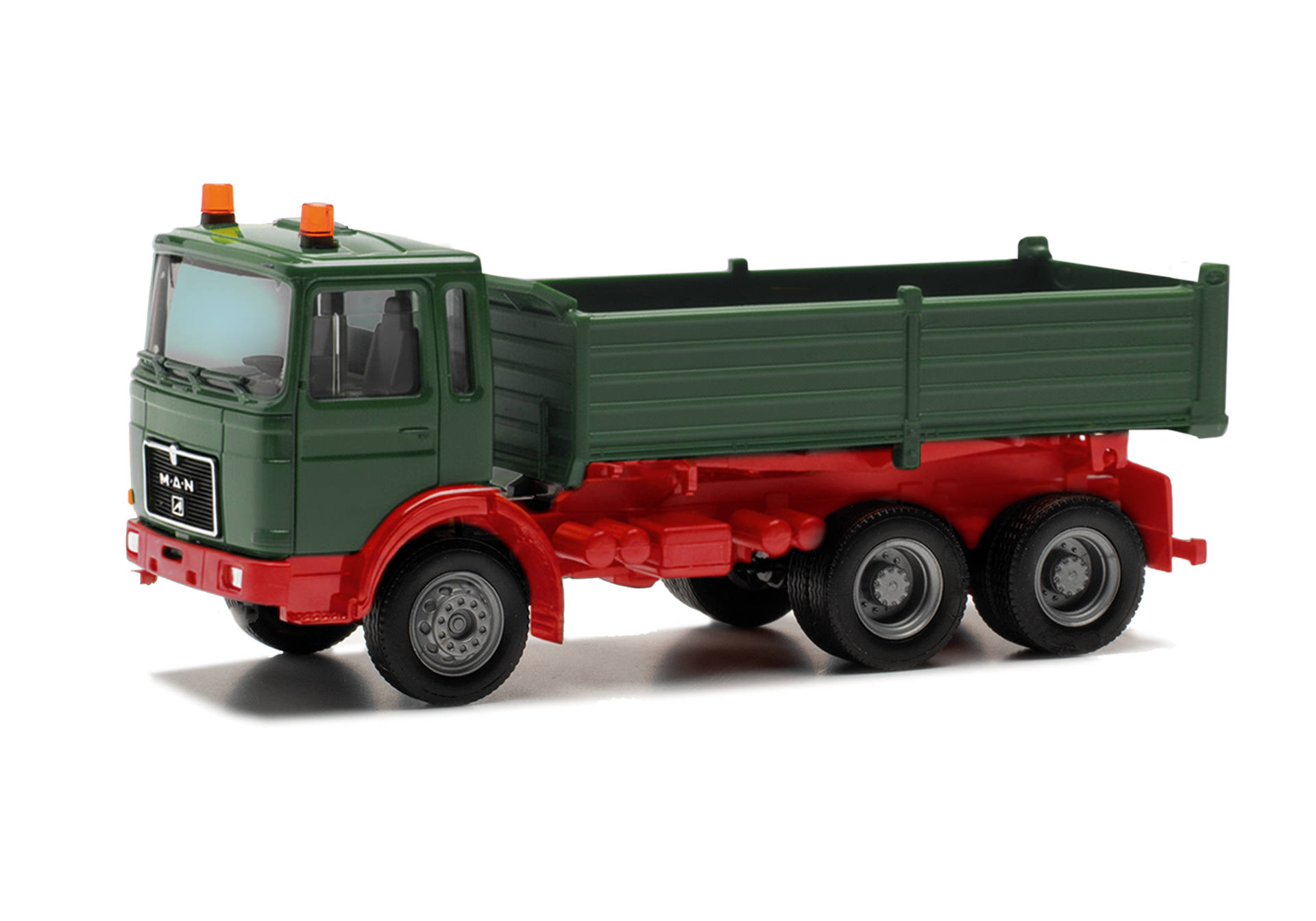 Herpa Basic: MAN F8 tipper truck 3axles, green/red