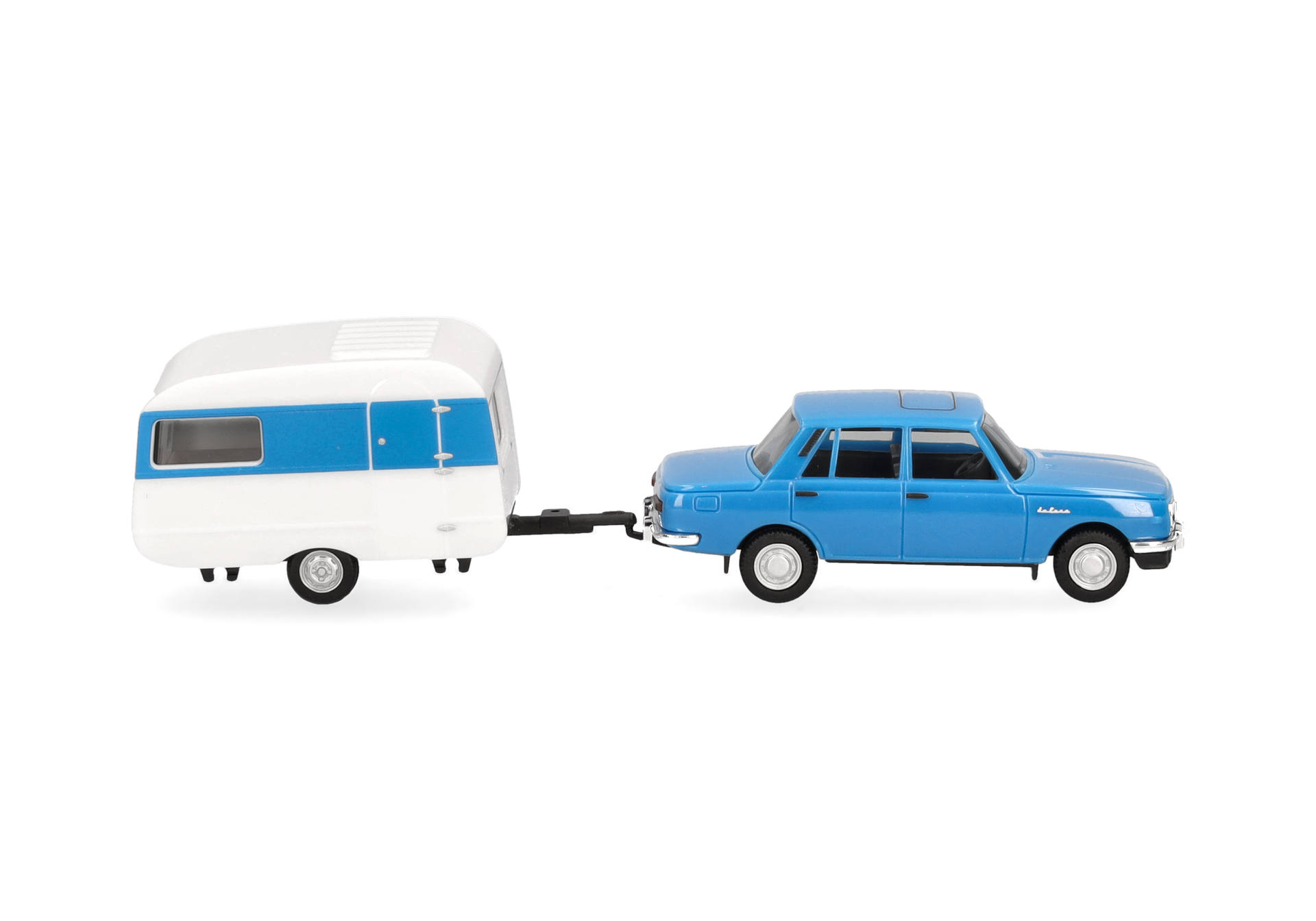 Wartburg 353`82 Limousine mit QEK-Wohnwagen, himmelblau