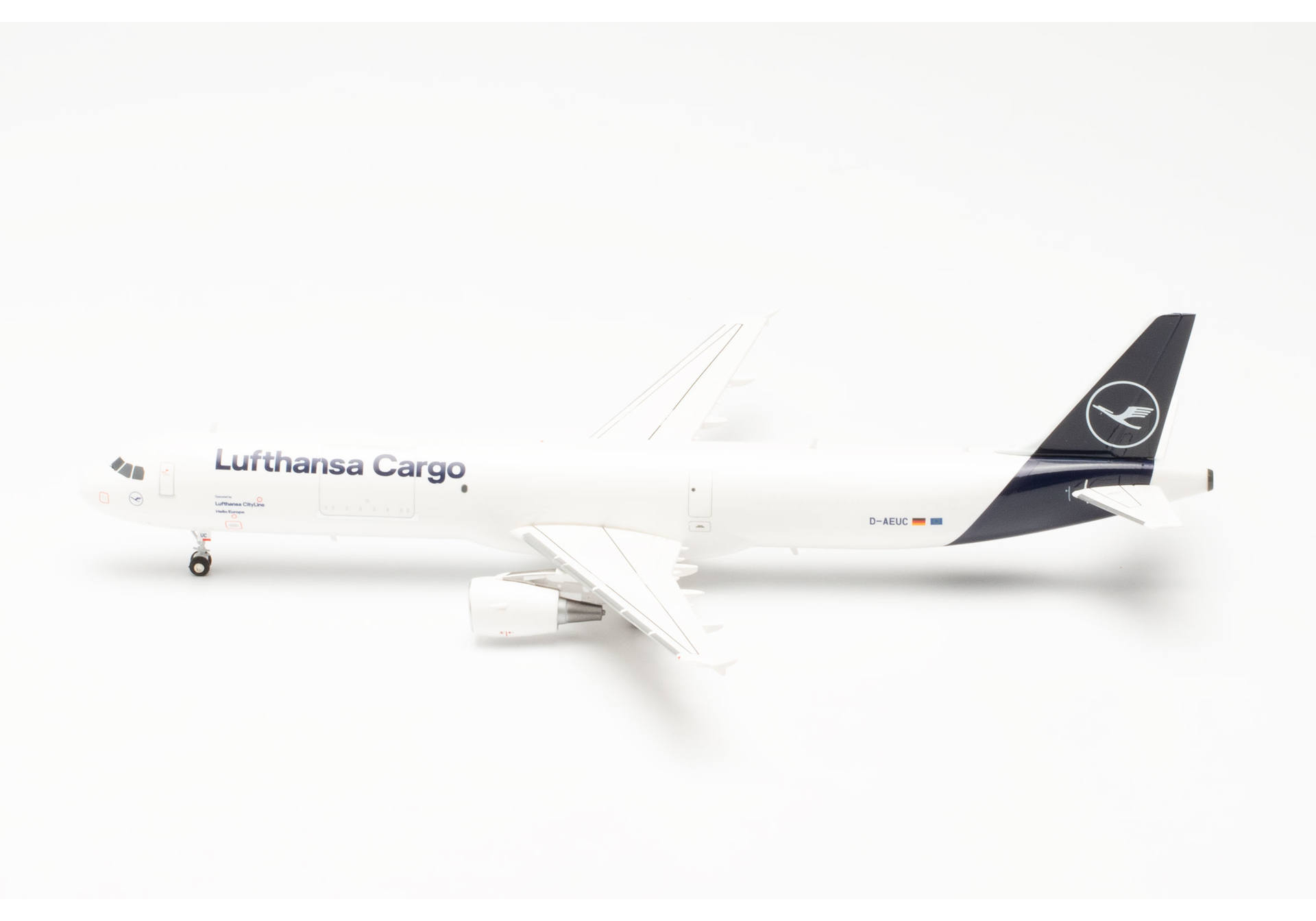 Lufthansa Cargo Airbus A321P2F – D-AEUC "Hello Europe"