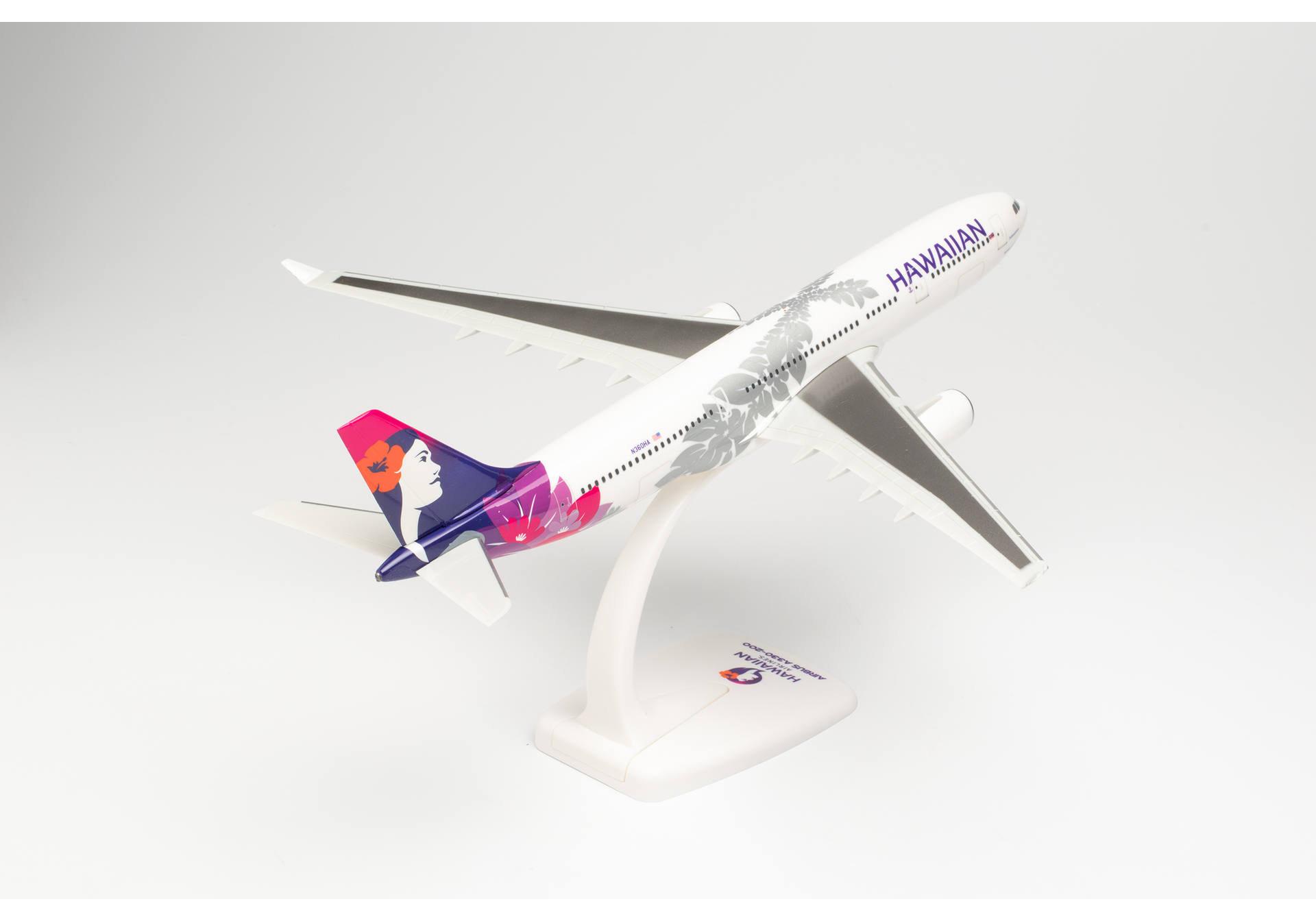 Hawaiian Airlines Airbus A330-200 – N360HA “Tutukamolehonua”