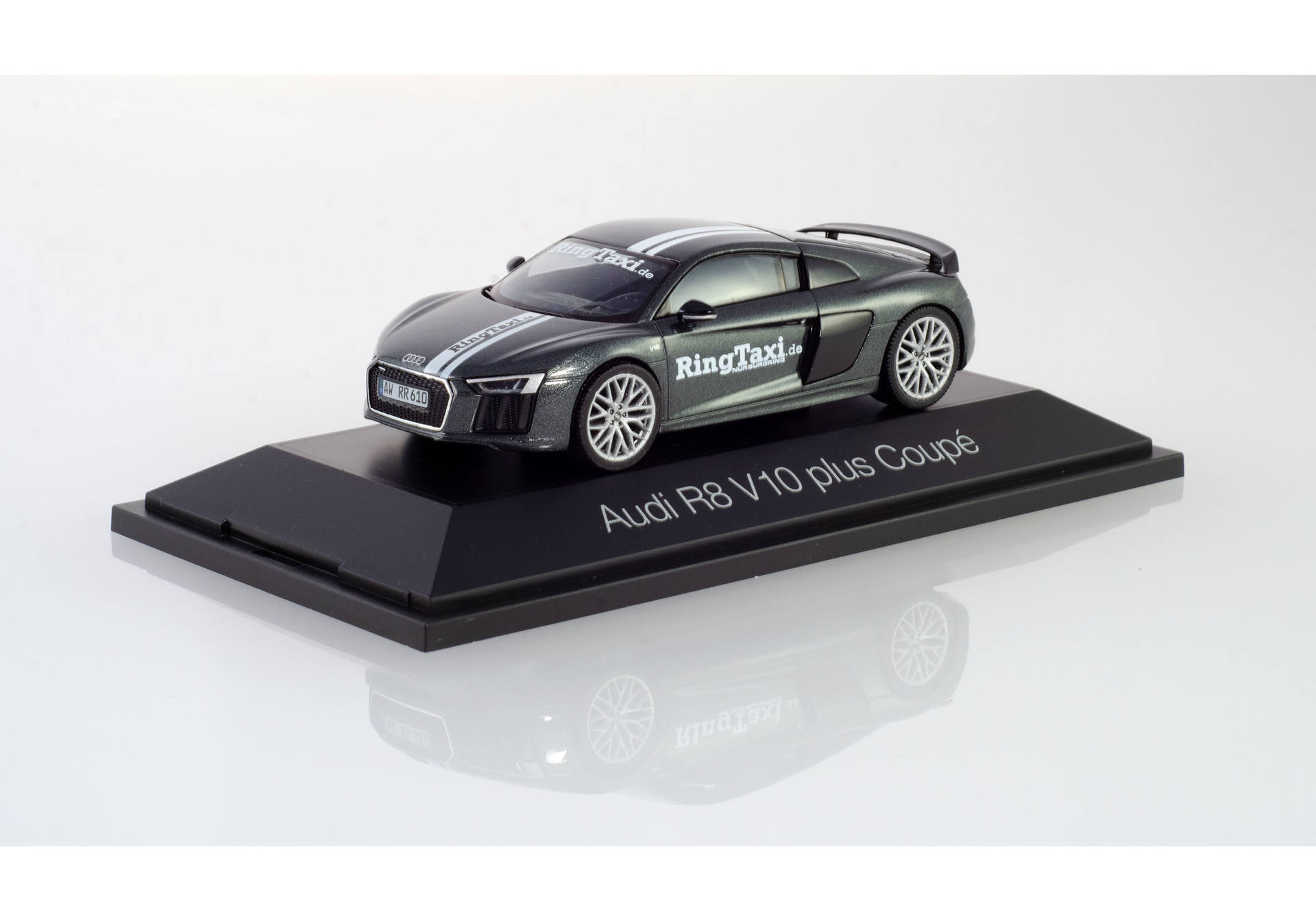 Audi R8 V10 Plus "Ring Taxi Nürburgring"