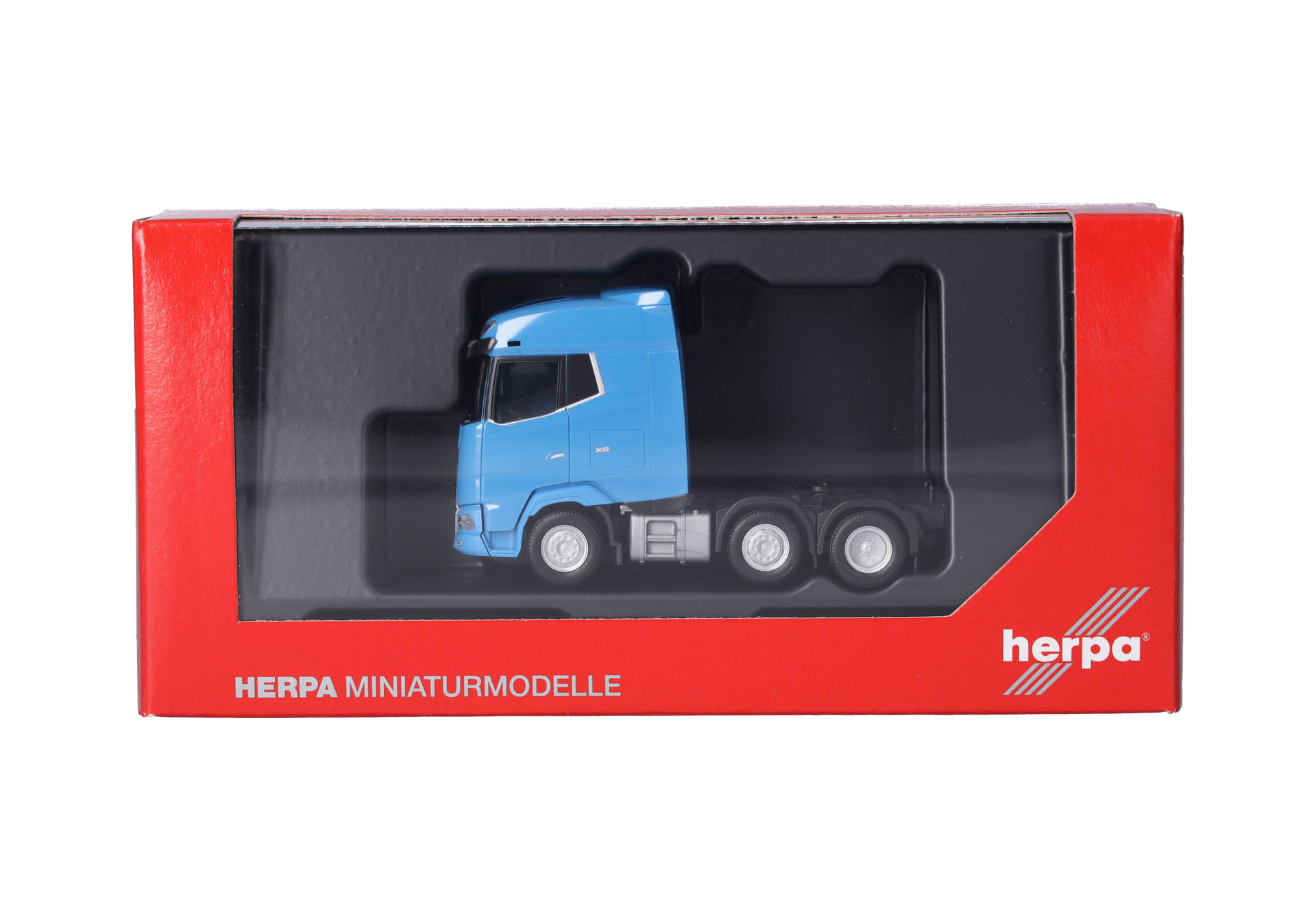 DAF XG rigid tractor 3axles (6x2), light blue