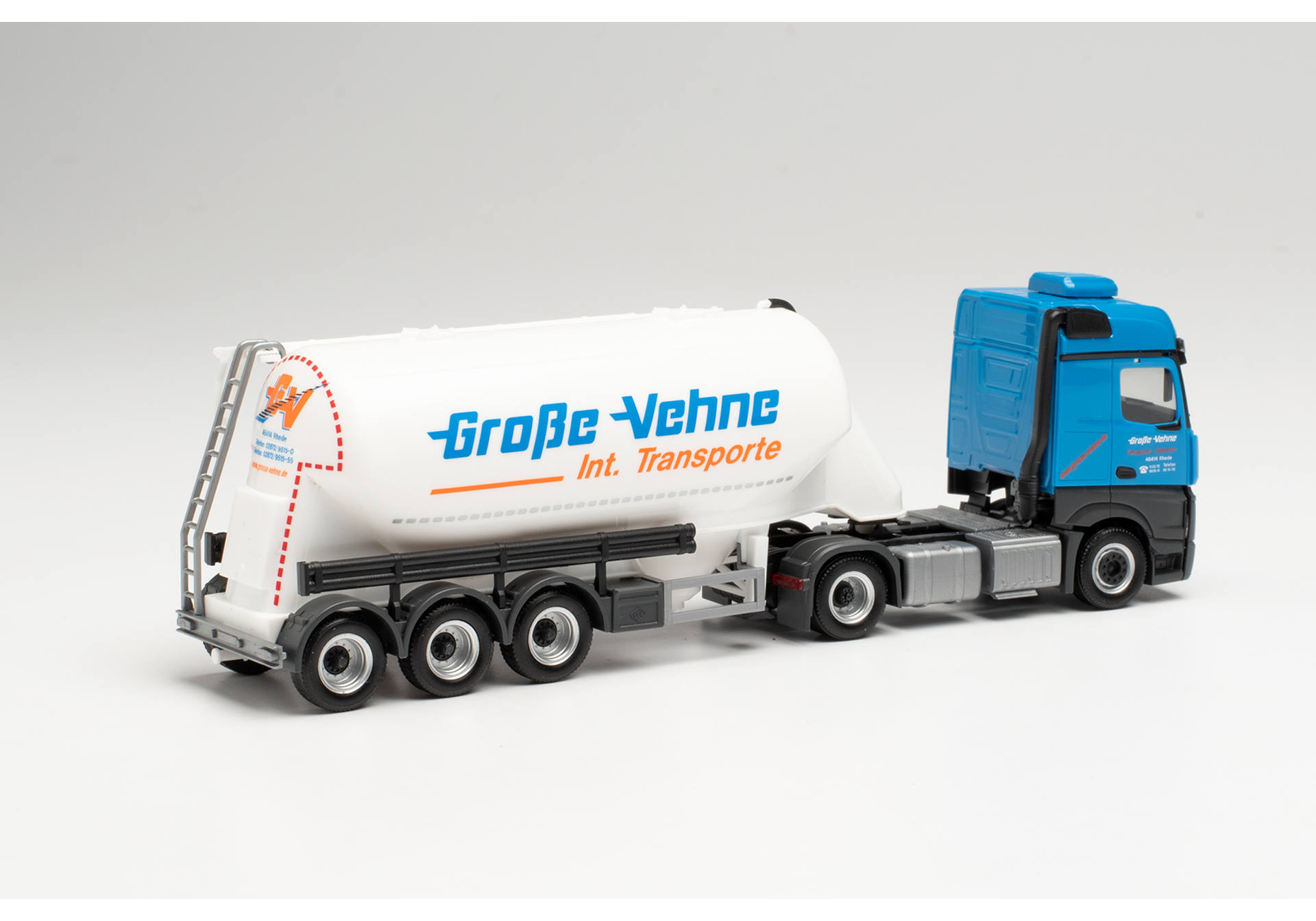 Mercedes-Benz Actros BigSpace bulk silo semitrailer "Große-Vehne"